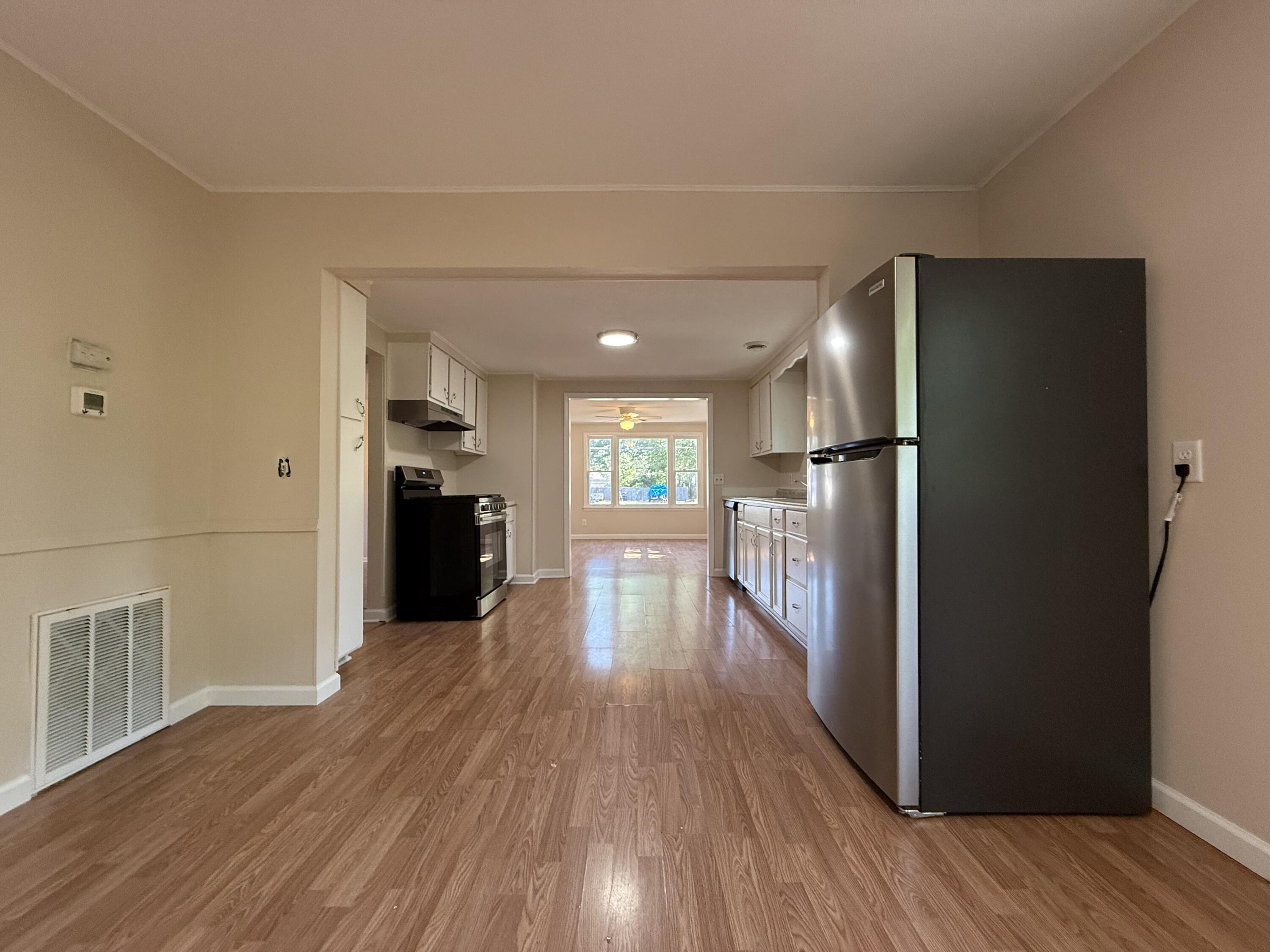 1475 E Summit Avenue Muskegon MI 49444