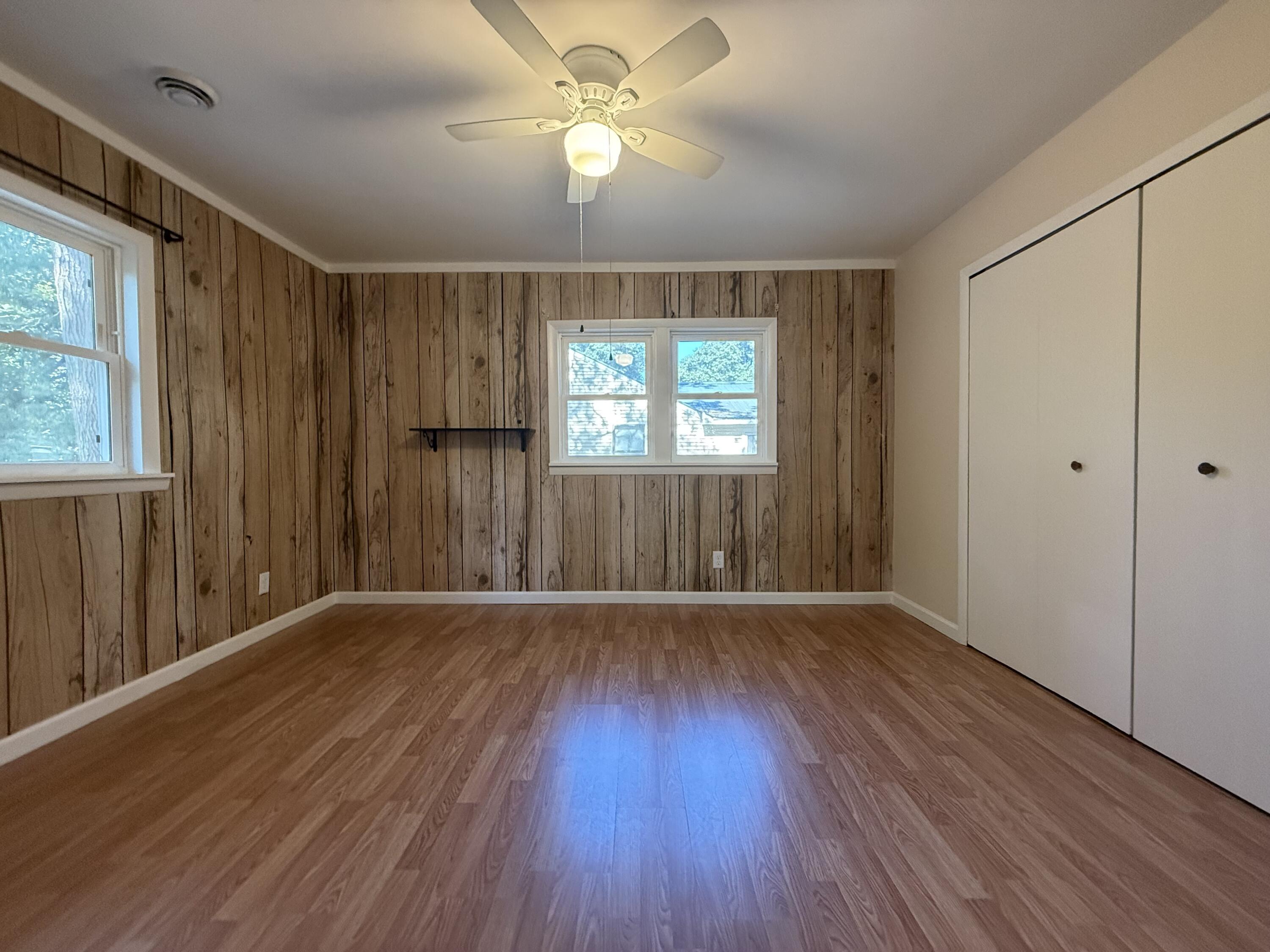 1475 E Summit Avenue Muskegon MI 49444