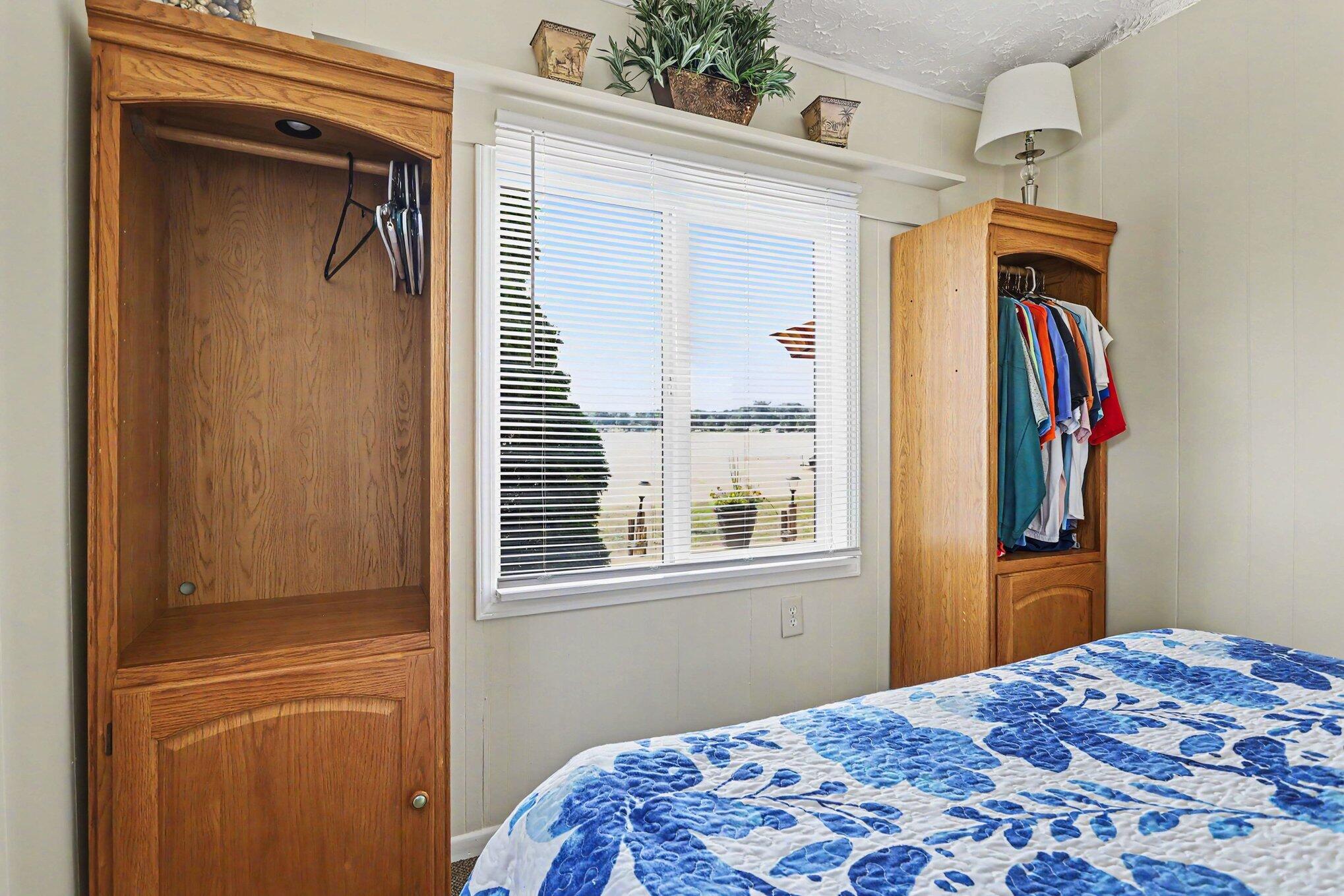 68695 Lake Court Edwardsburg MI 49112