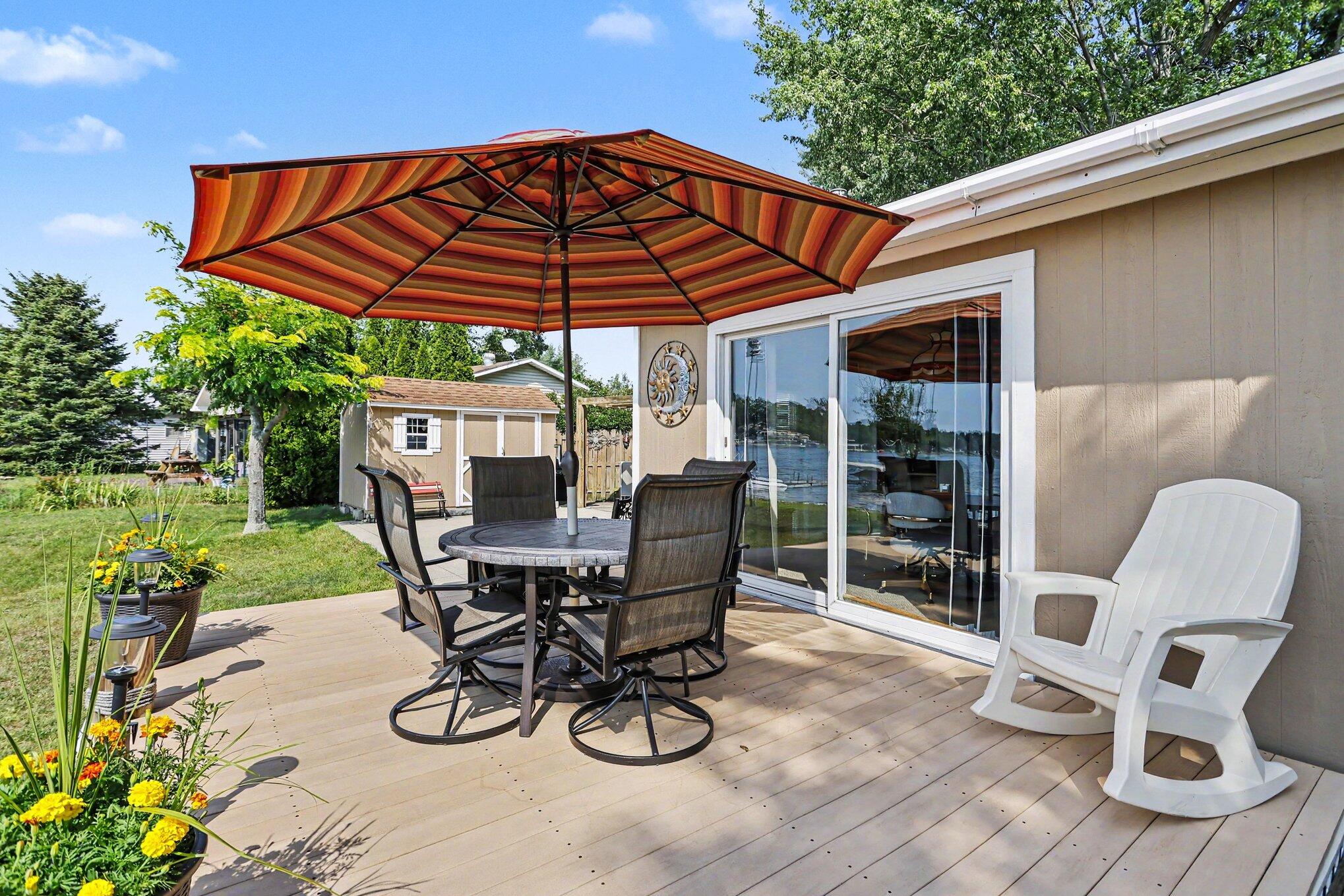 68695 Lake Court Edwardsburg MI 49112