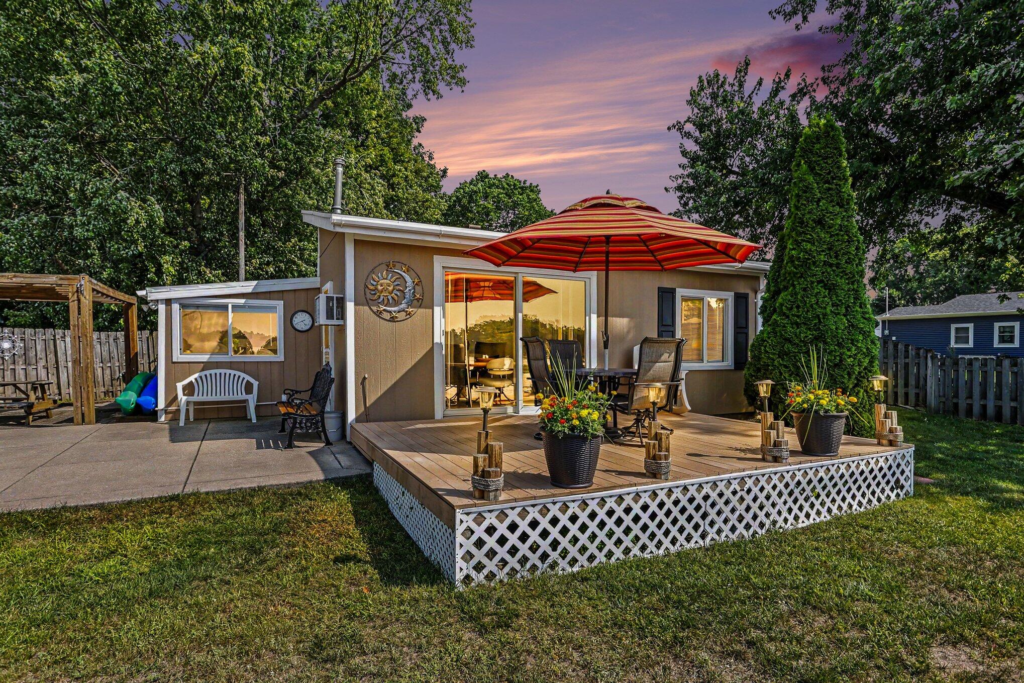 68695 Lake Court Edwardsburg MI 49112