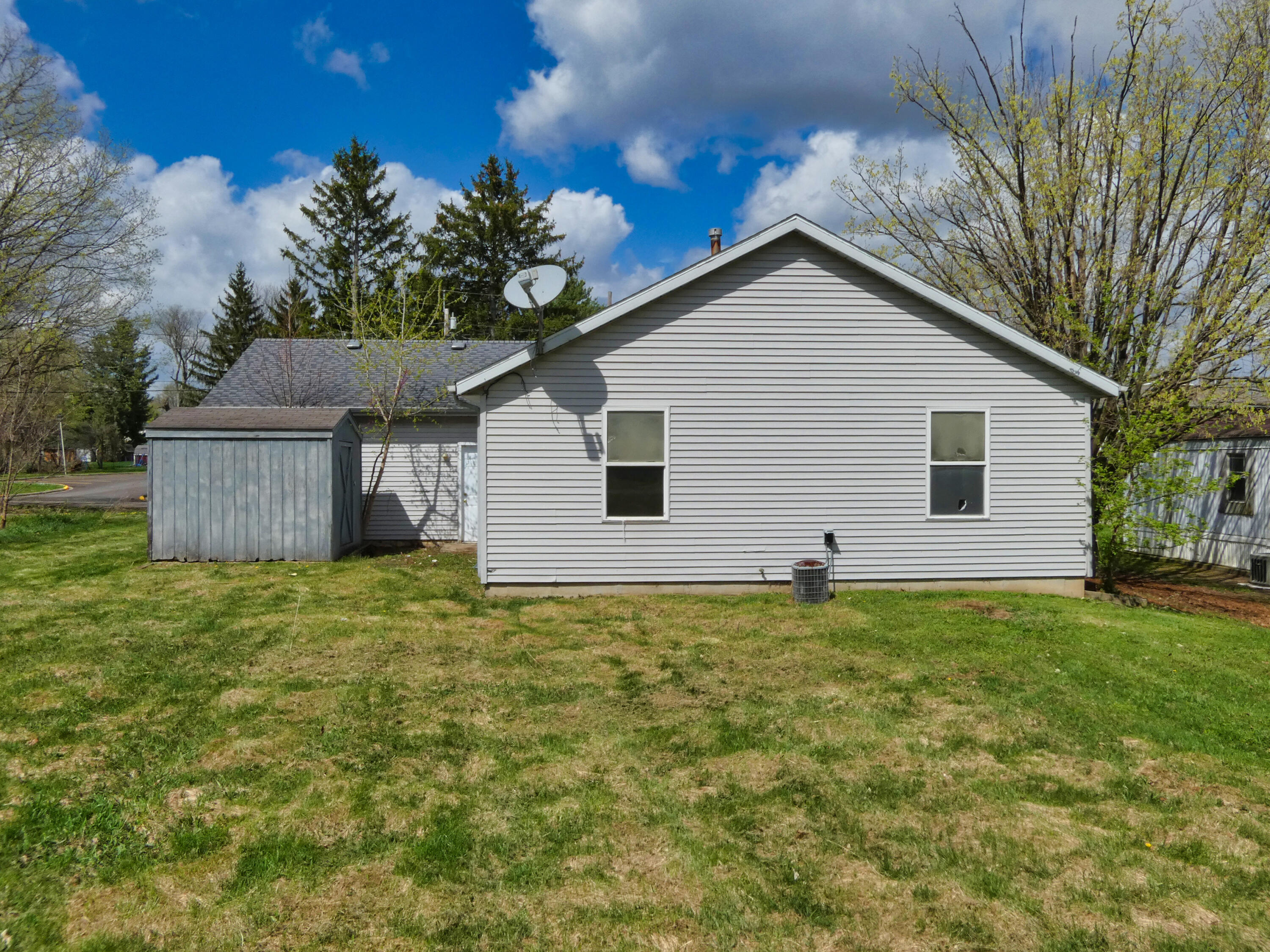 484 Graham Street Cassopolis MI 49031