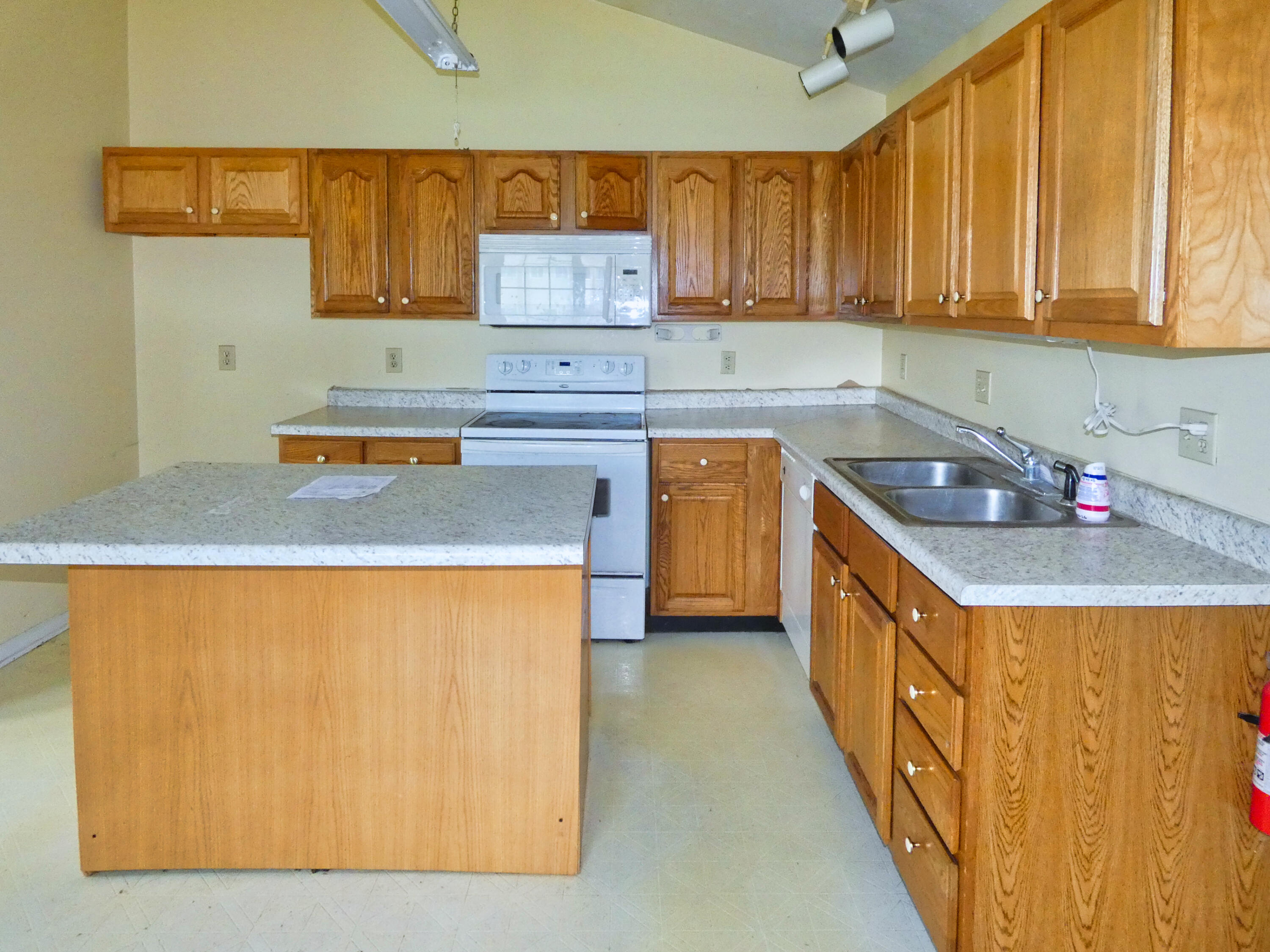 484 Graham Street Cassopolis MI 49031