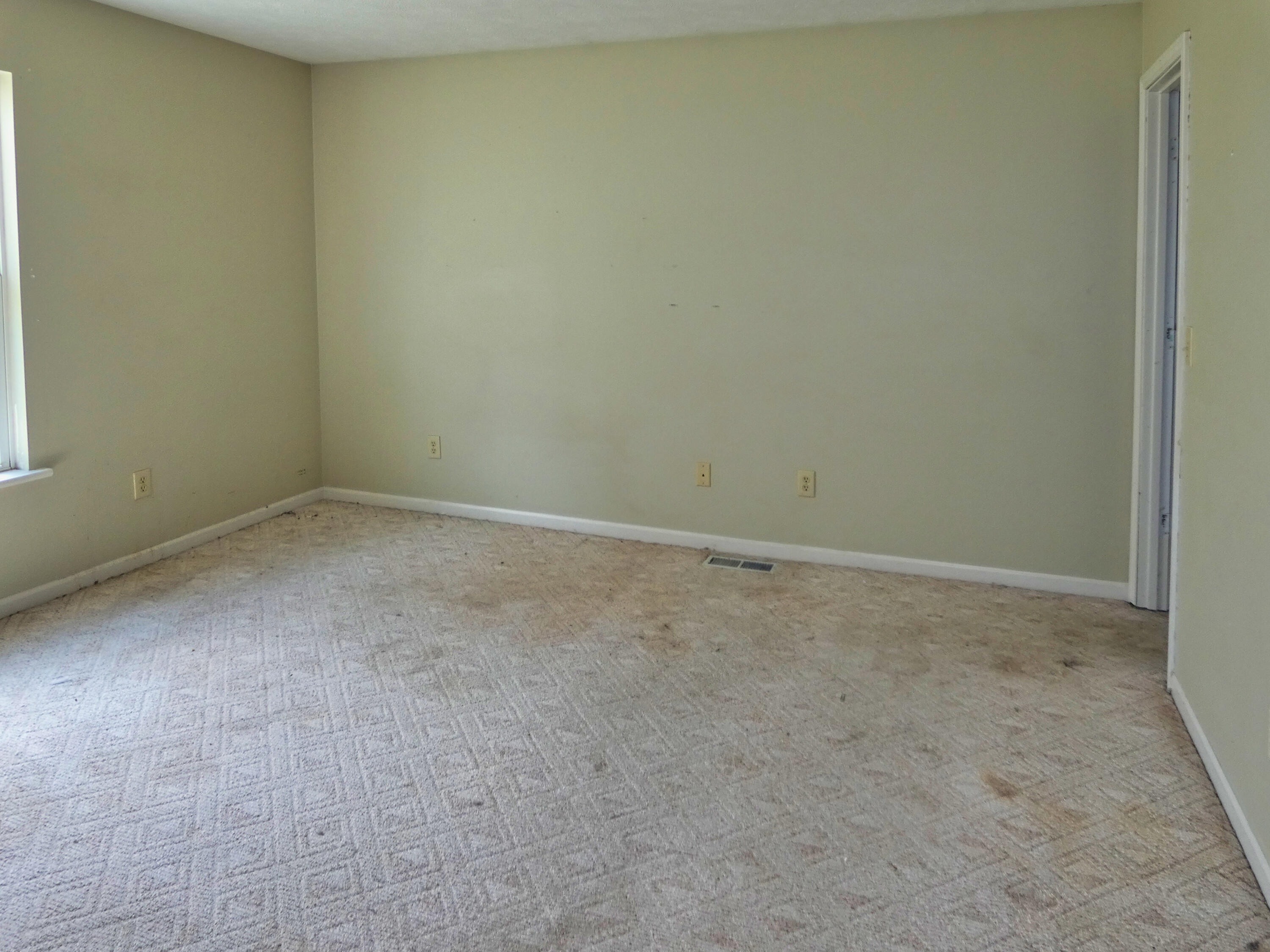 484 Graham Street Cassopolis MI 49031