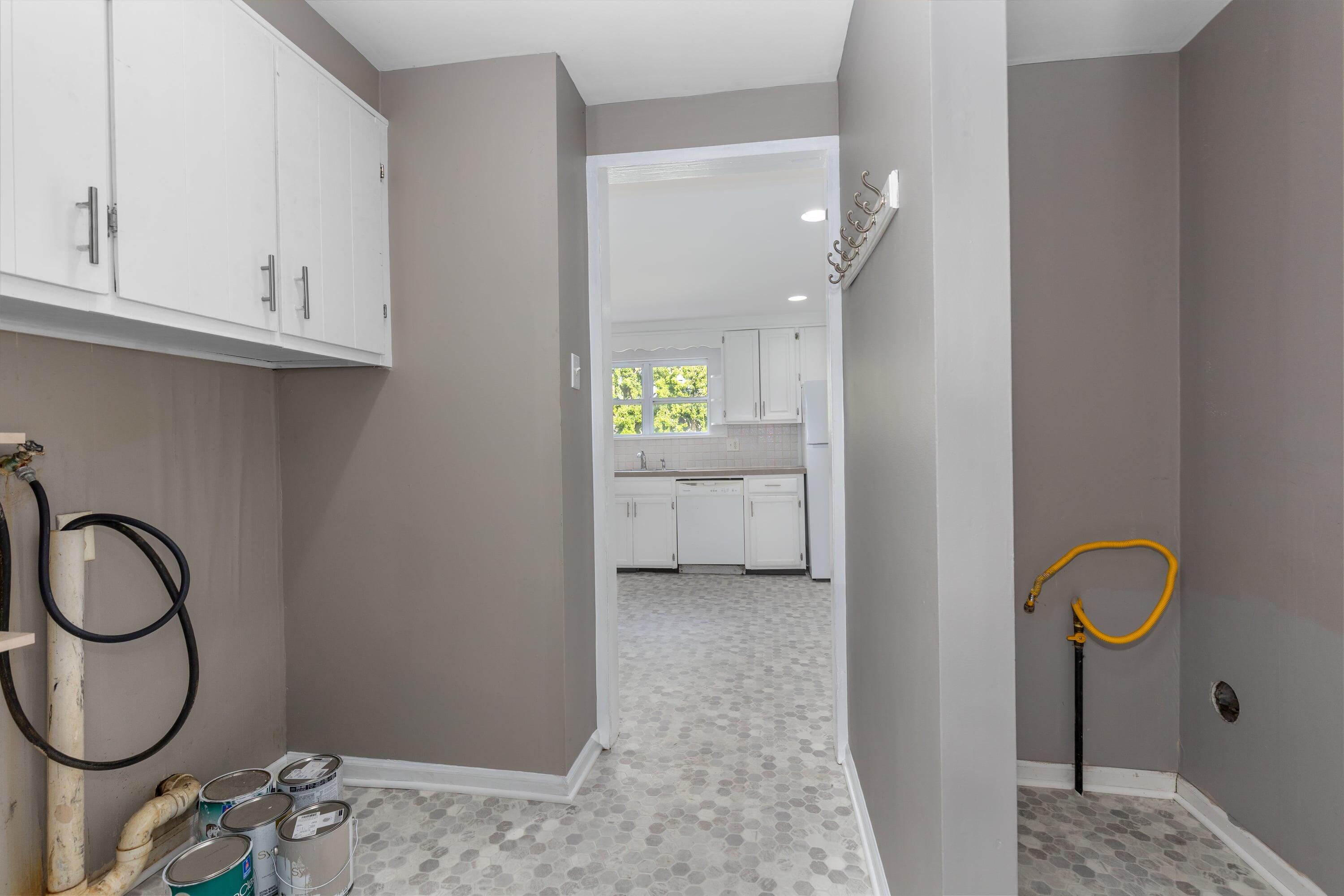 2836 Knapp Street NE Grand Rapids MI 49525