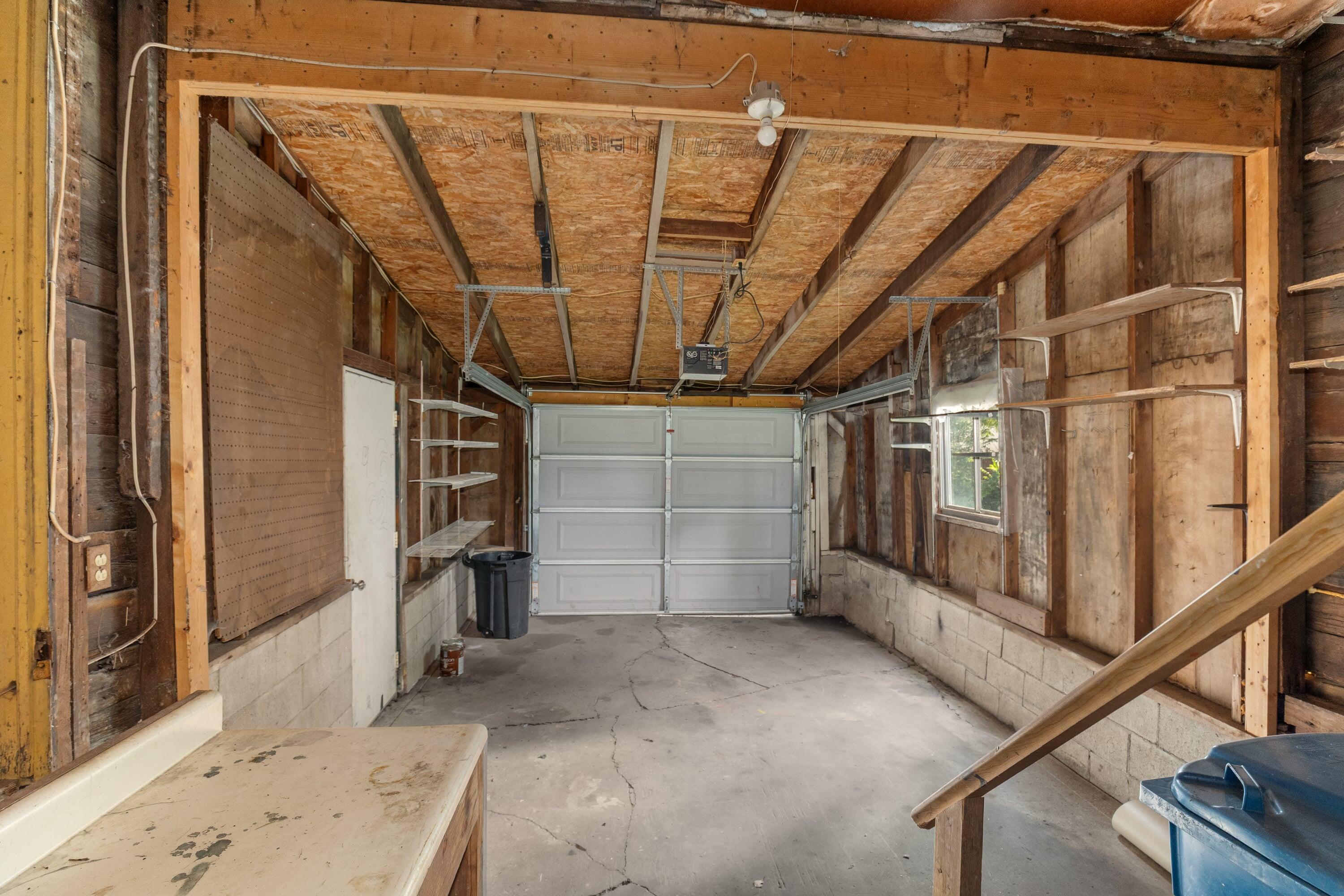 2836 Knapp Street NE Grand Rapids MI 49525