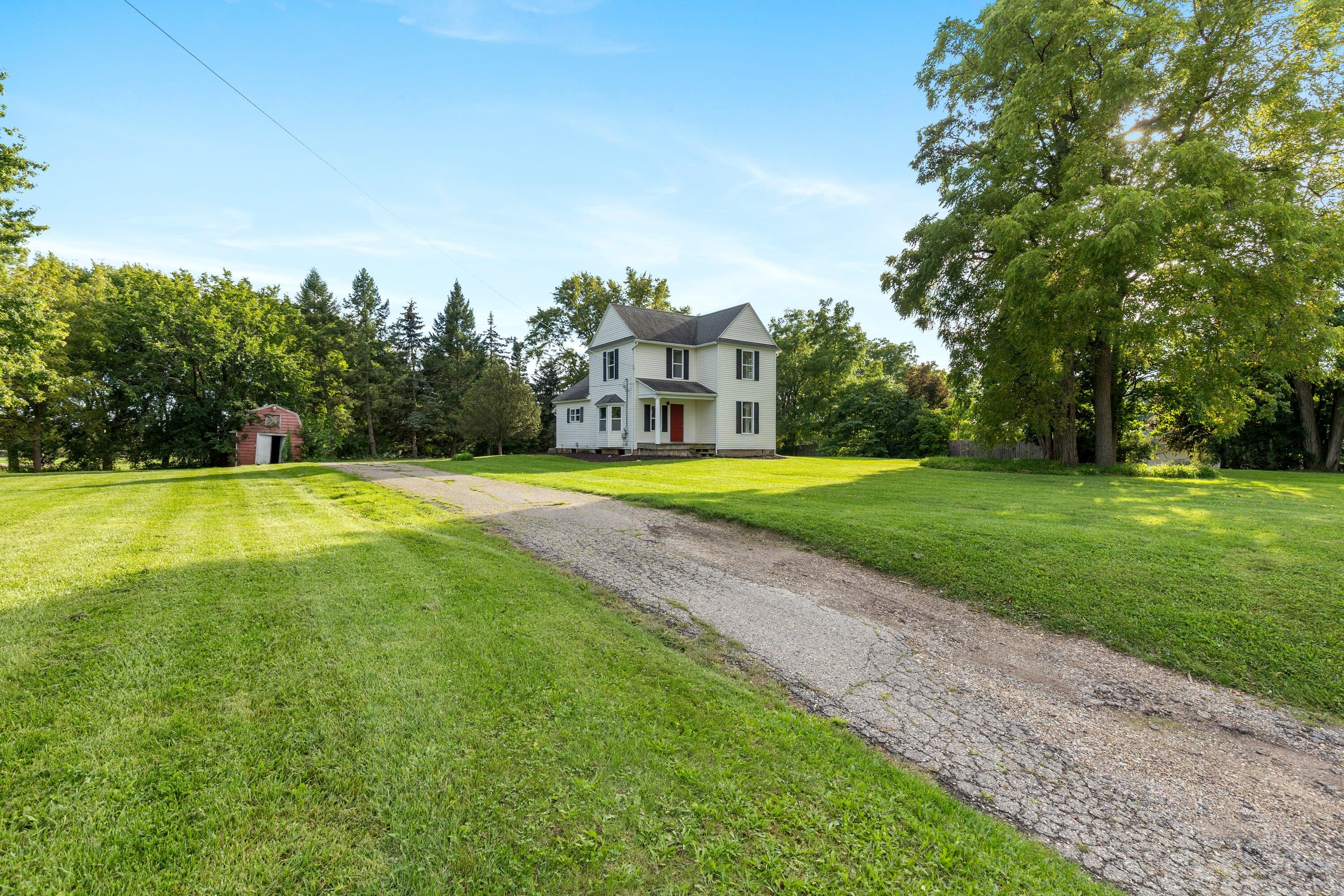 2836 Knapp Street NE Grand Rapids MI 49525