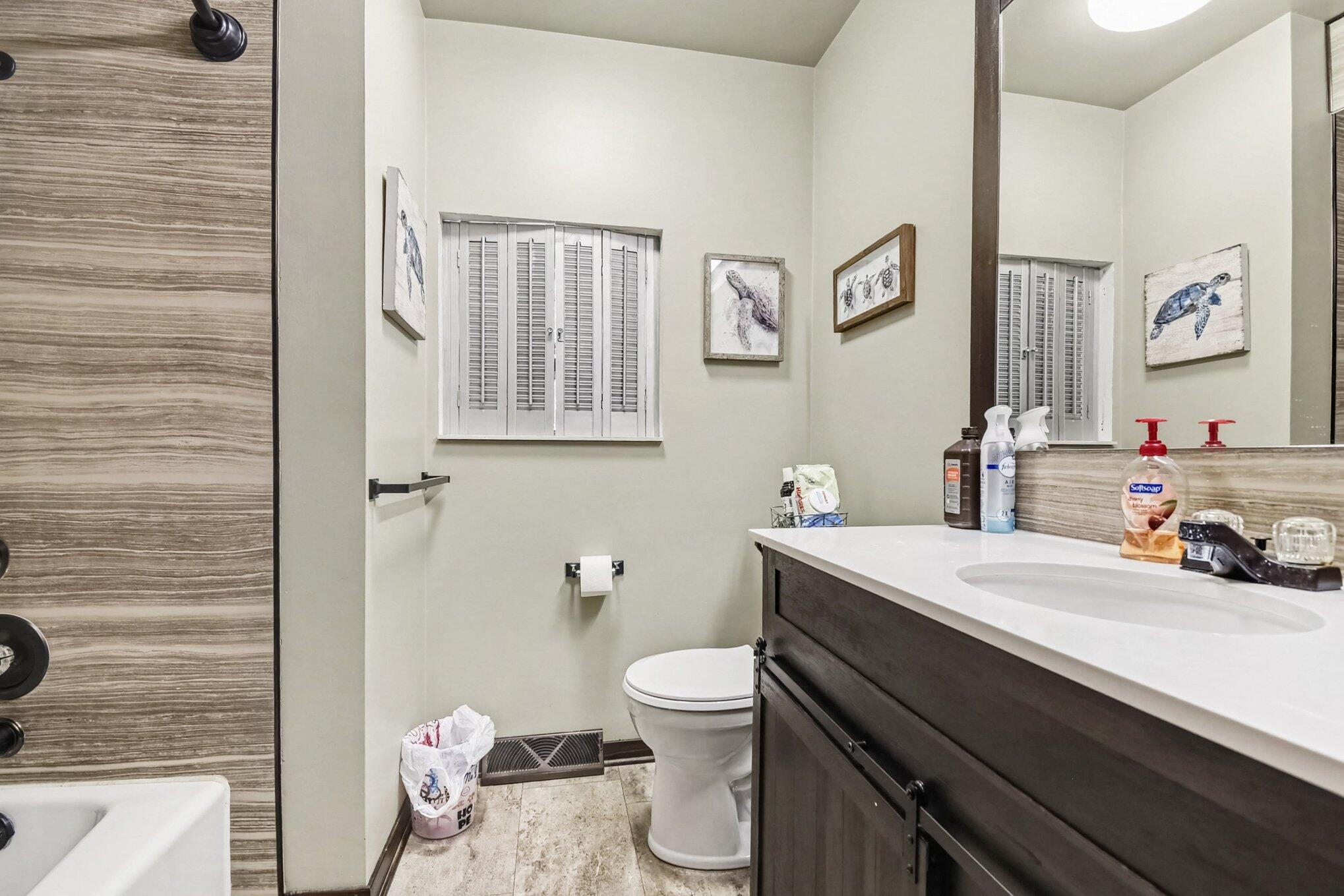 1457 Laughlin Drive NW Grand Rapids MI 49504