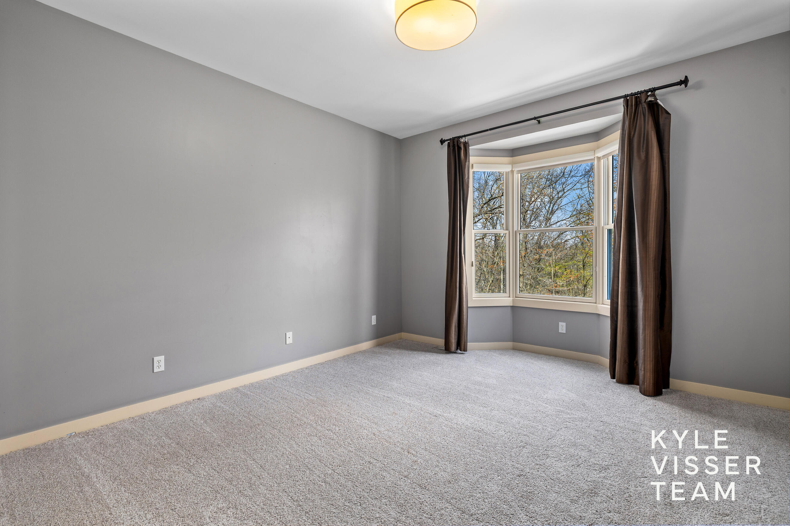 1977 Emerald Glen Court NE Ada MI 49301