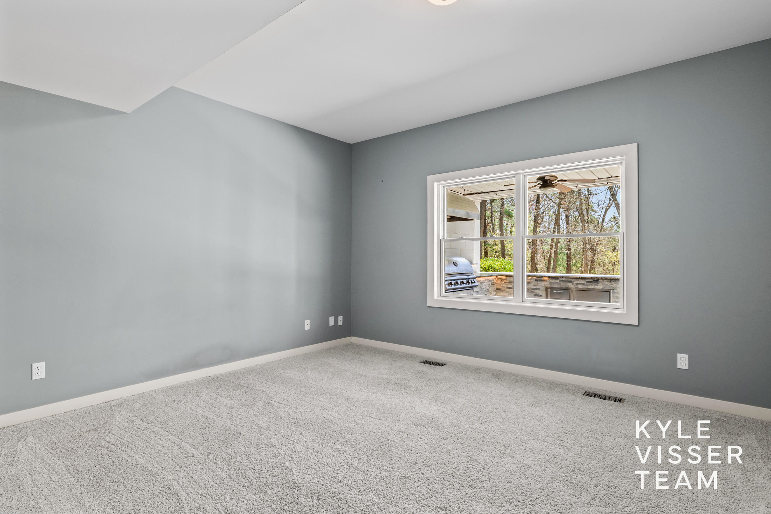 1977 Emerald Glen Court NE Ada MI 49301