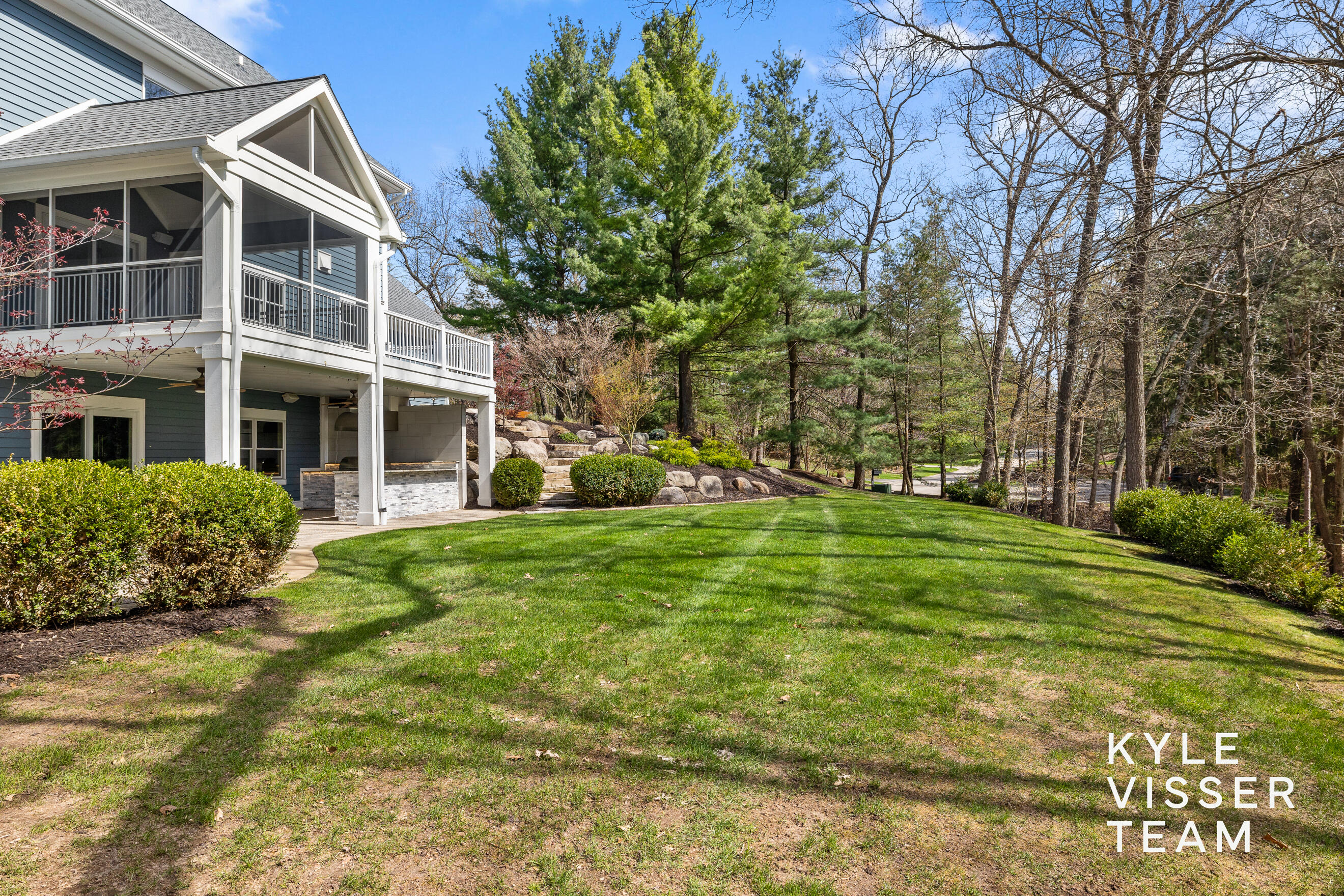 1977 Emerald Glen Court NE Ada MI 49301