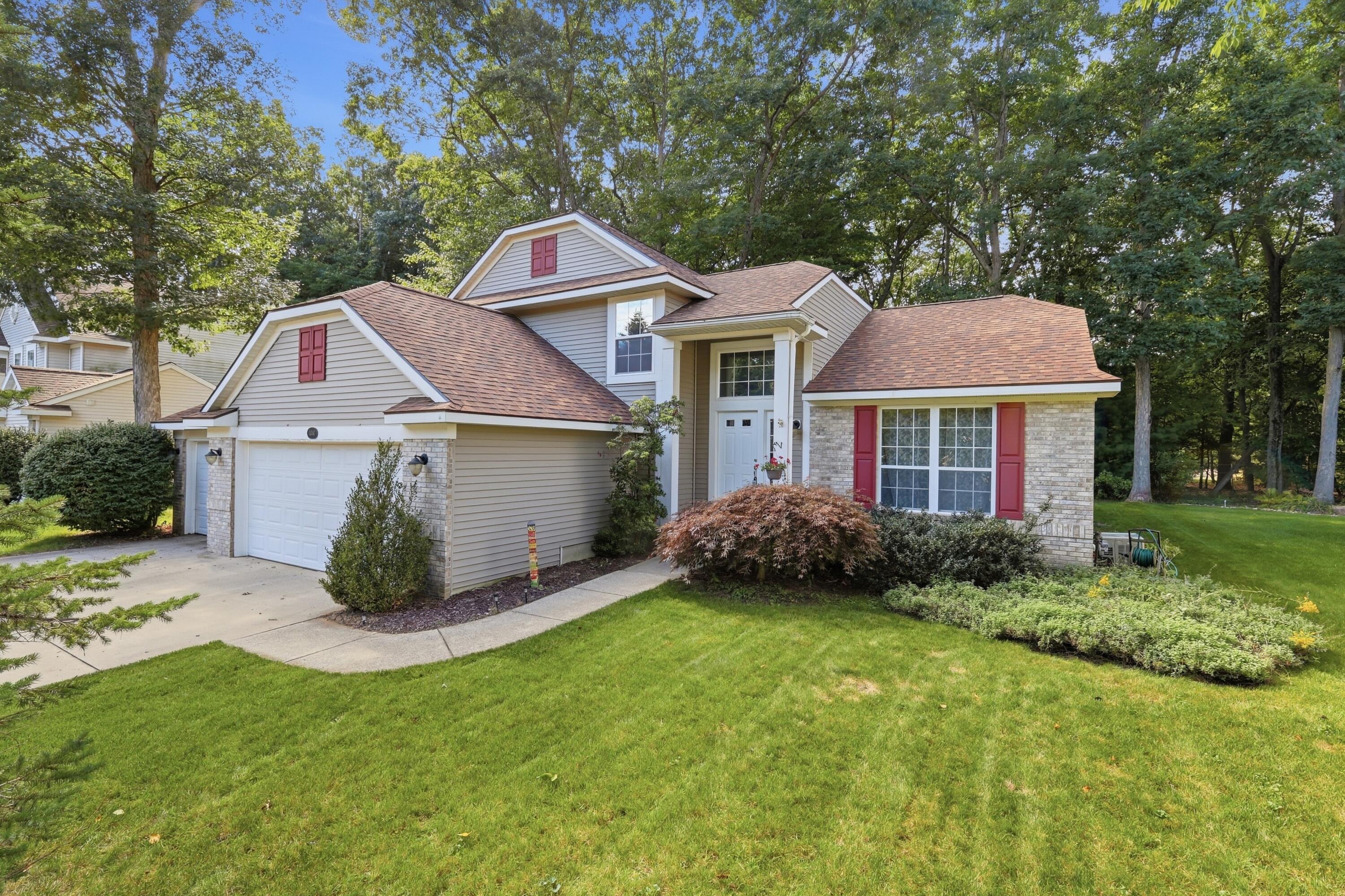 13347 Greenbriar Drive Grand Haven MI 49417