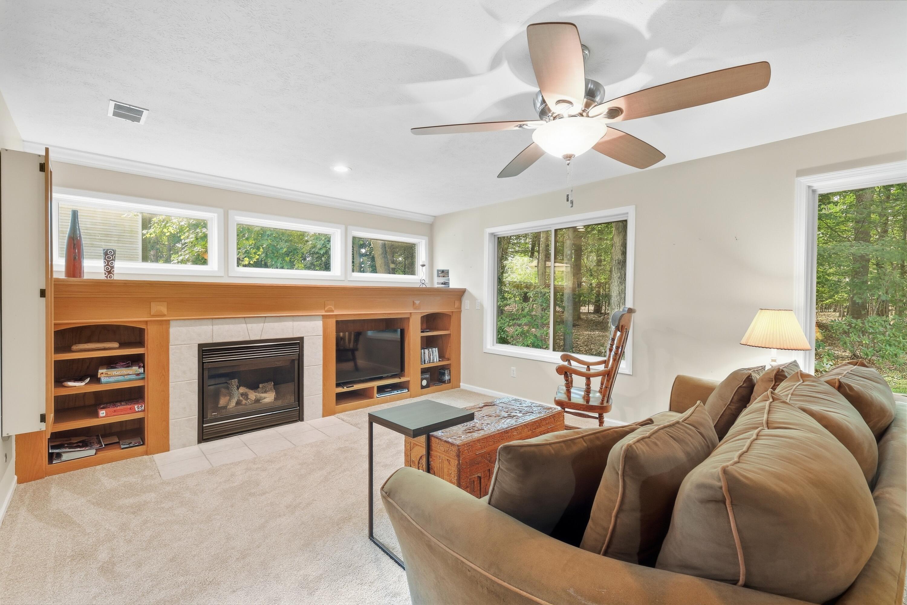 13347 Greenbriar Drive Grand Haven MI 49417