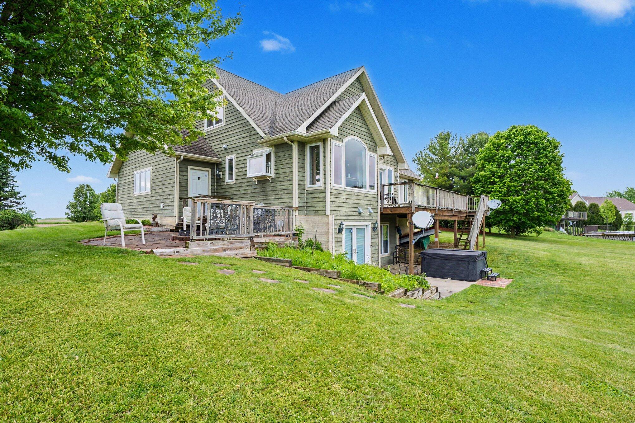 1908 Kaiser Road Galien MI 49113