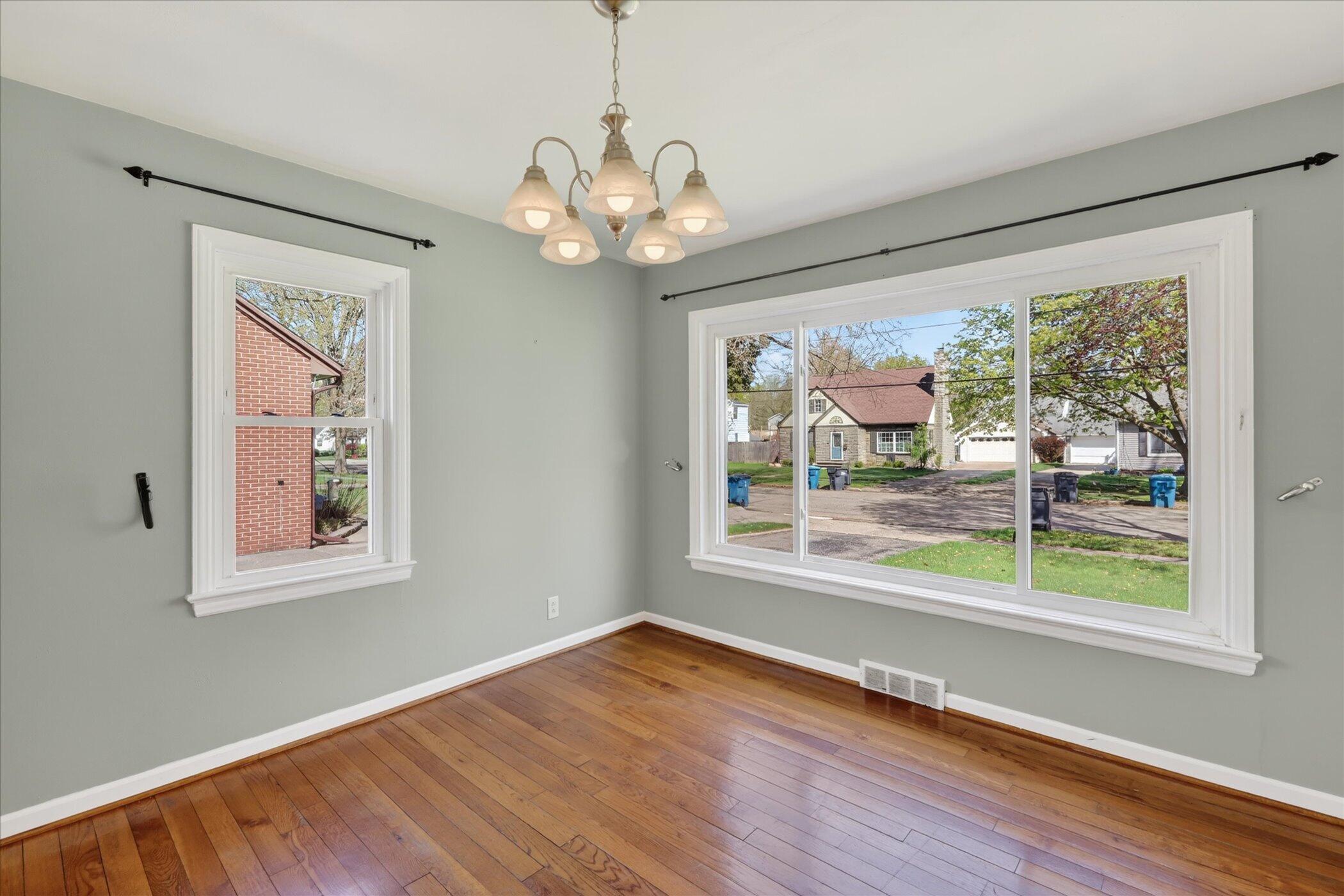 1422 Reycraft Drive Kalamazoo MI 49001