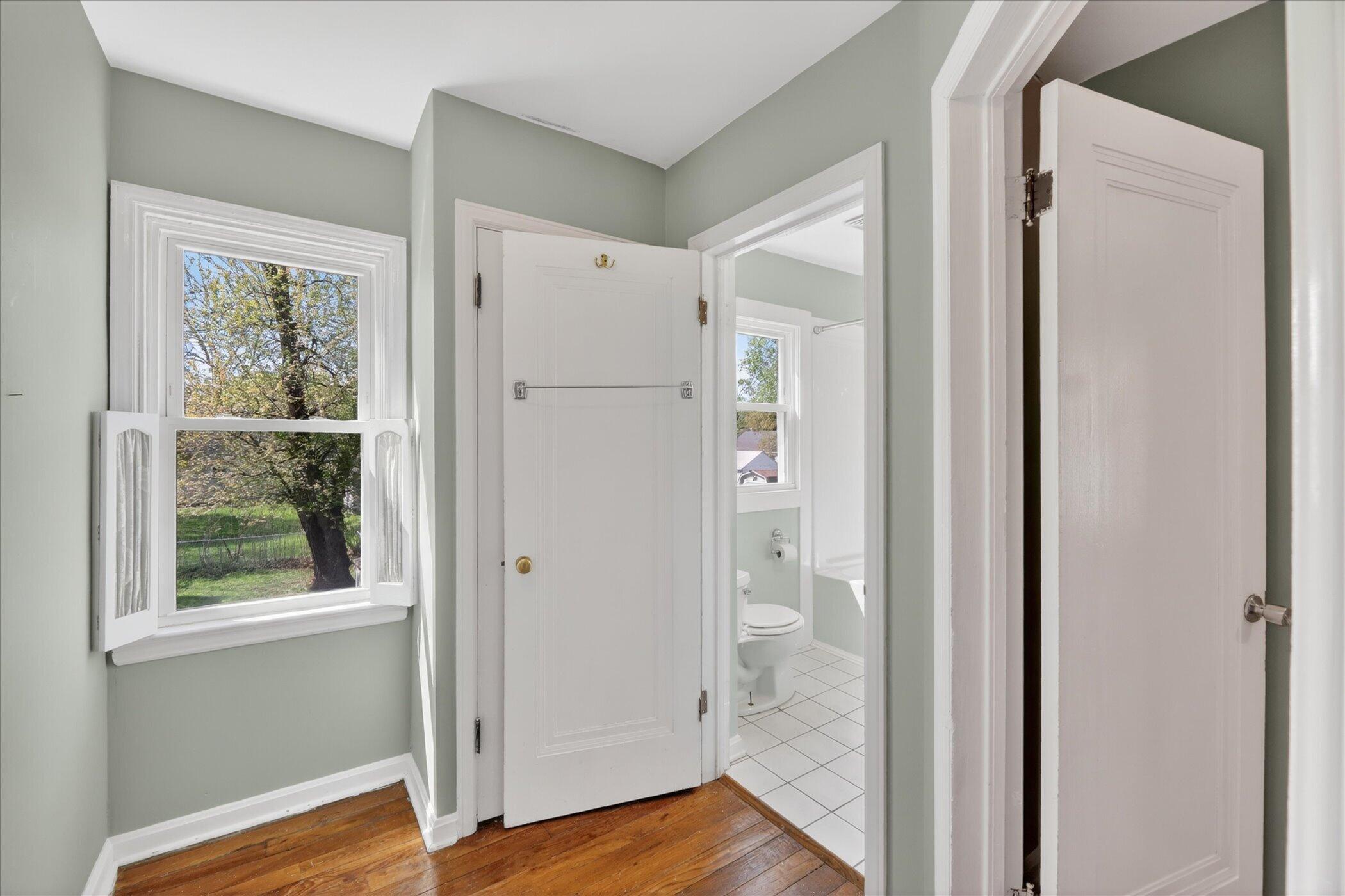 1422 Reycraft Drive Kalamazoo MI 49001