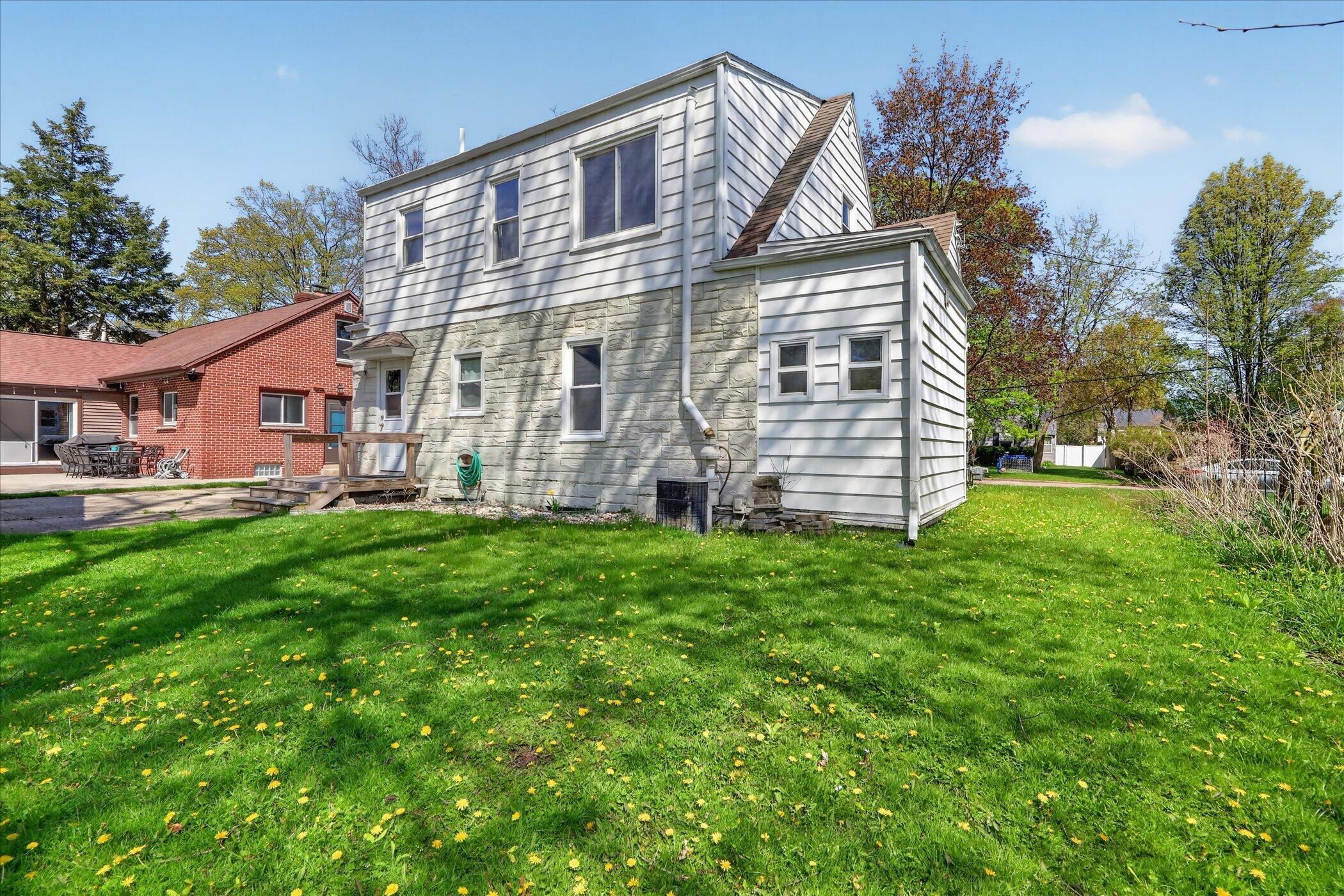 1422 Reycraft Drive Kalamazoo MI 49001