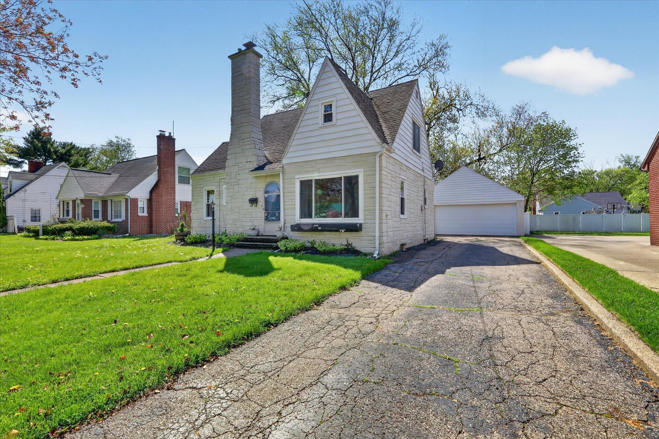 1422 Reycraft Drive Kalamazoo MI 49001