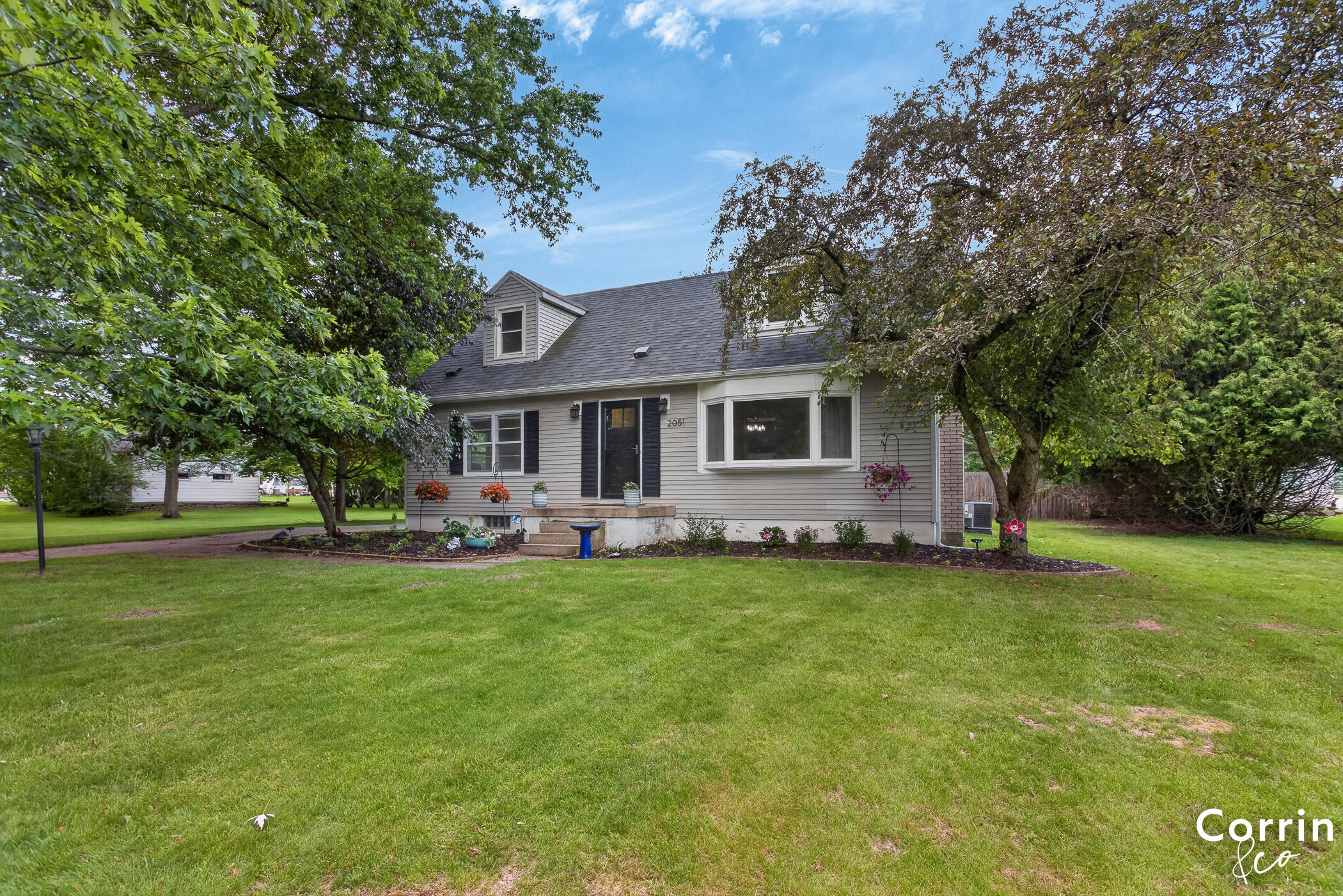 2051 Nolan Avenue NW Grand Rapids MI 49534