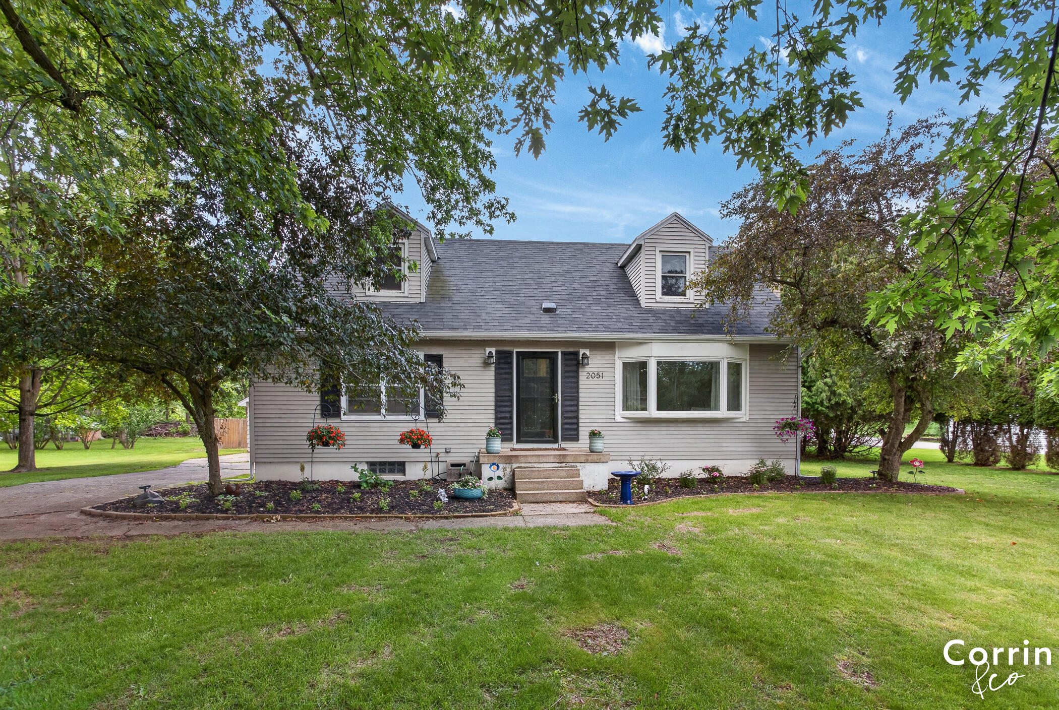 2051 Nolan Avenue NW Grand Rapids MI 49534