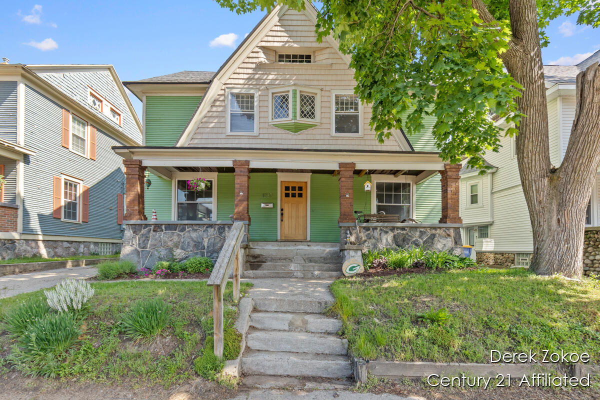 1237 Wealthy Street SE Grand Rapids MI 49506