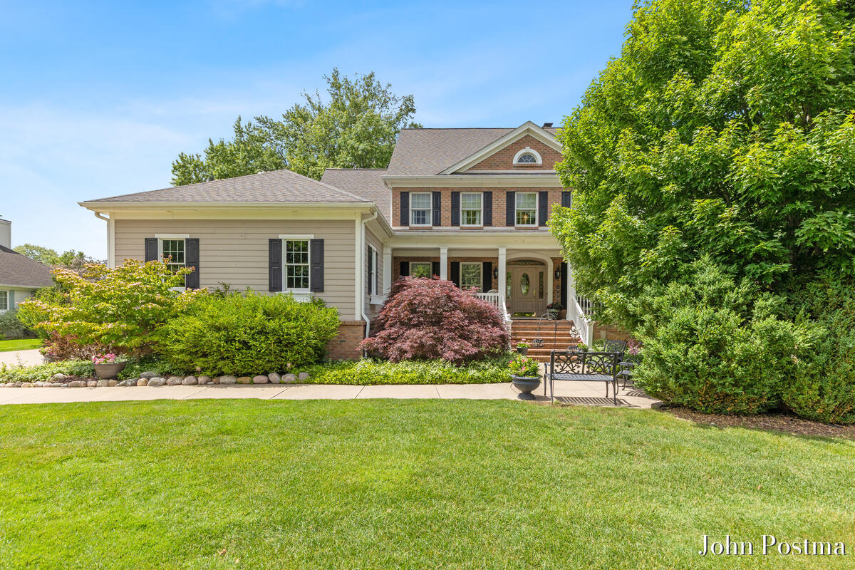 1645 Watermark Drive SE Grand Rapids MI 49546