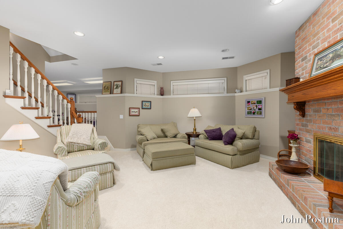 1645 Watermark Drive SE Grand Rapids MI 49546