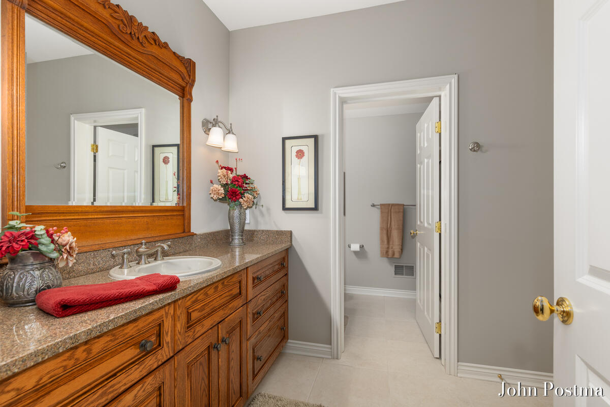 1645 Watermark Drive SE Grand Rapids MI 49546