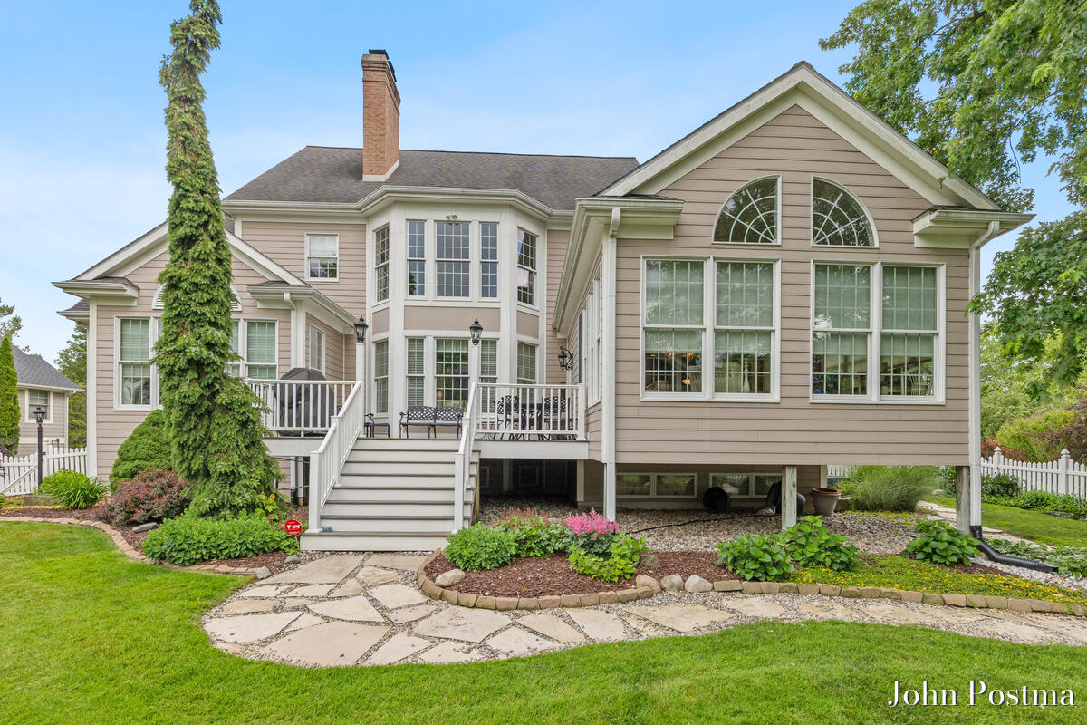 1645 Watermark Drive SE Grand Rapids MI 49546