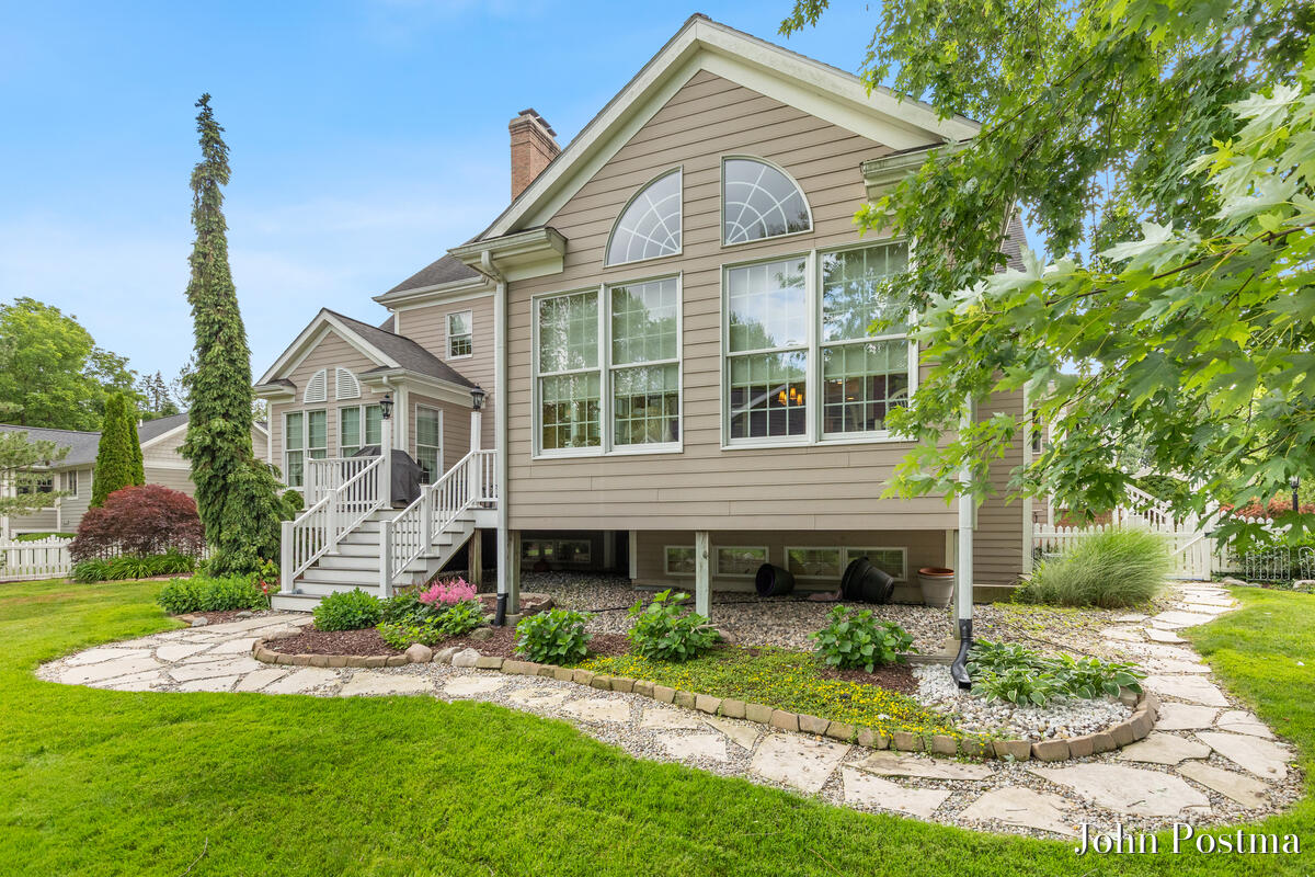 1645 Watermark Drive SE Grand Rapids MI 49546