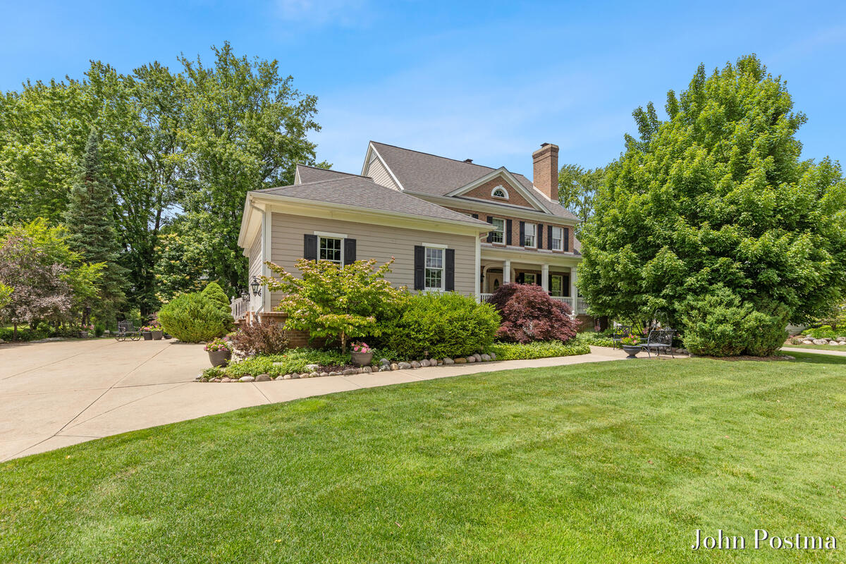 1645 Watermark Drive SE Grand Rapids MI 49546