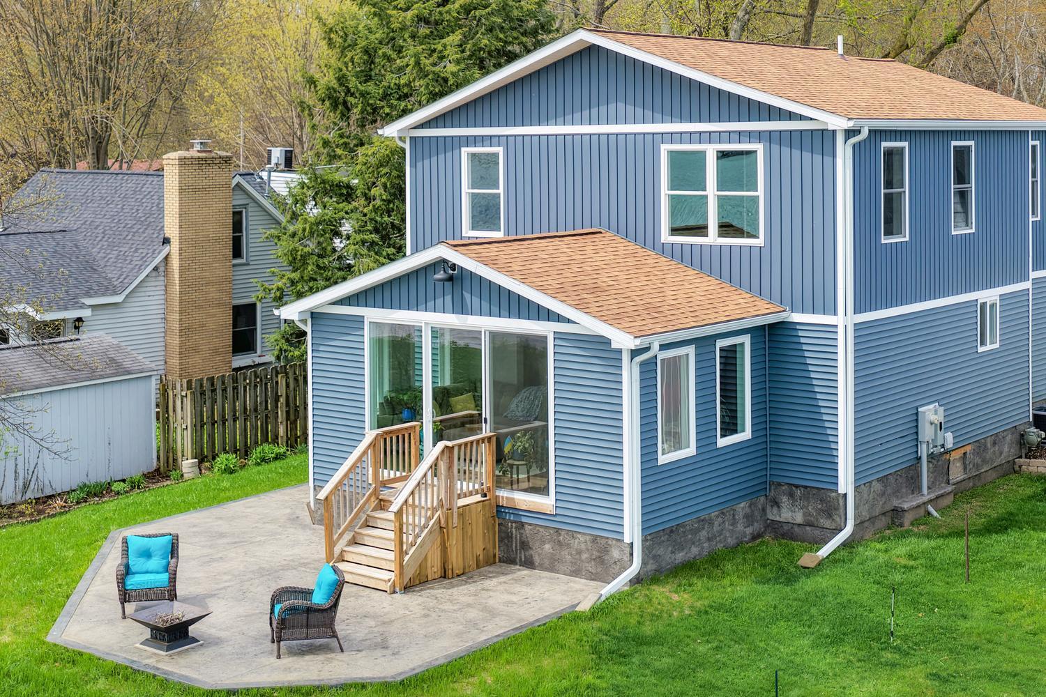 8125 W Long Lake Drive Kalamazoo MI 49048