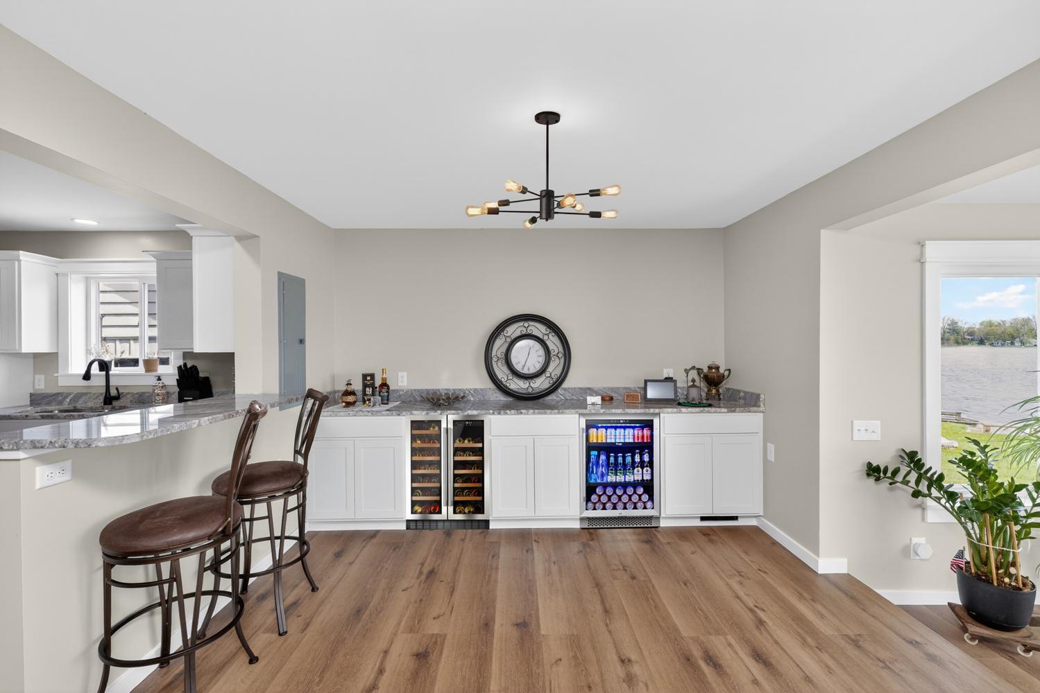 8125 W Long Lake Drive Kalamazoo MI 49048