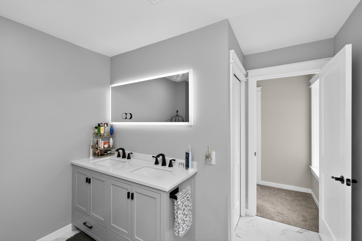 8125 W Long Lake Drive Kalamazoo MI 49048