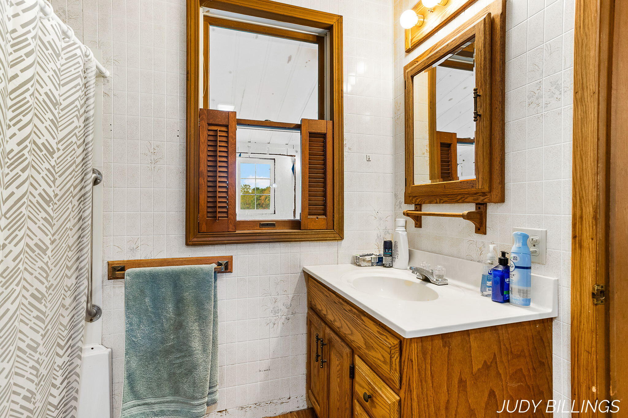 1676 68th Street Fennville MI 49408