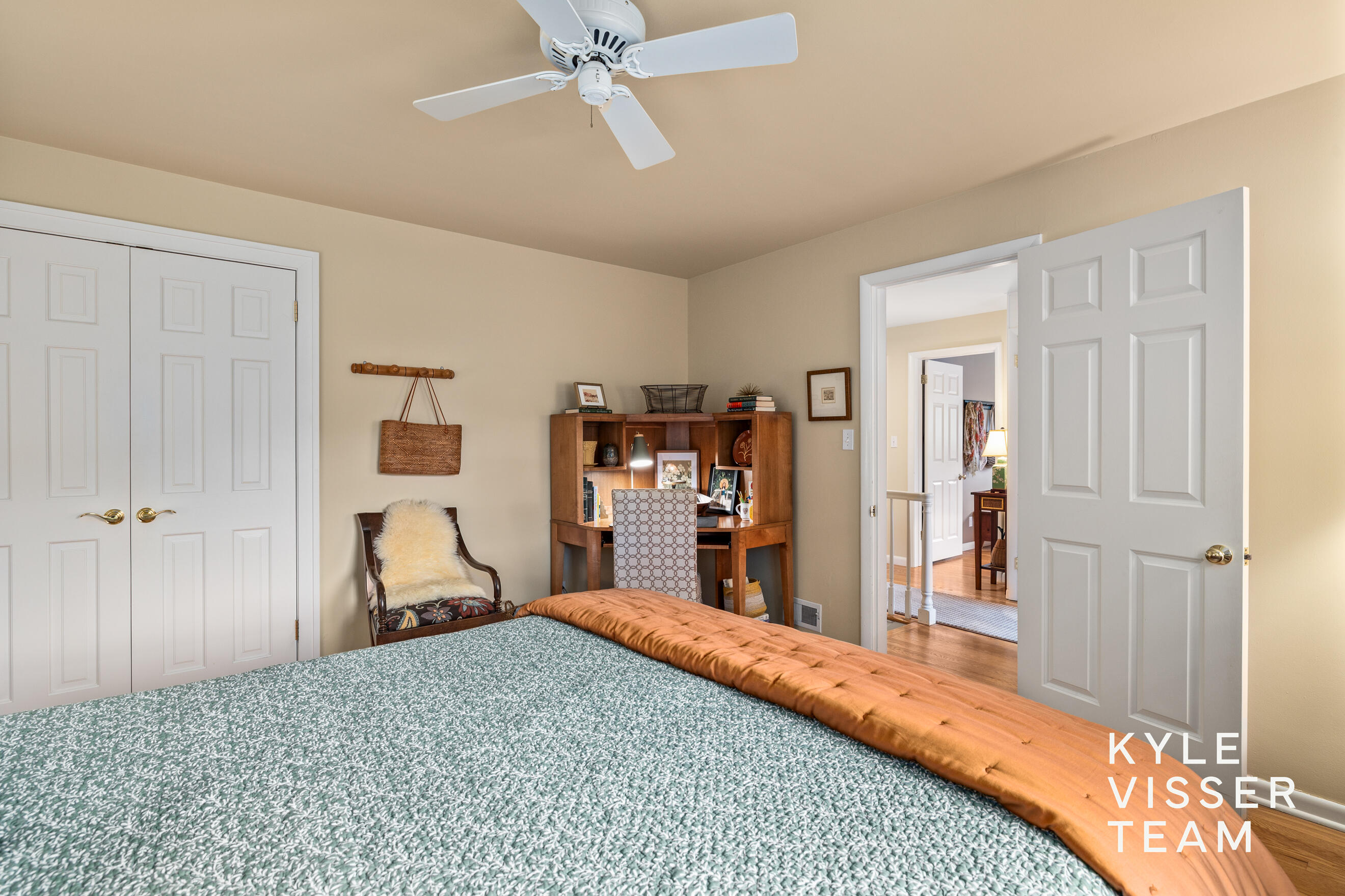 2547 Maplewood Drive SE East Grand Rapids MI 49506