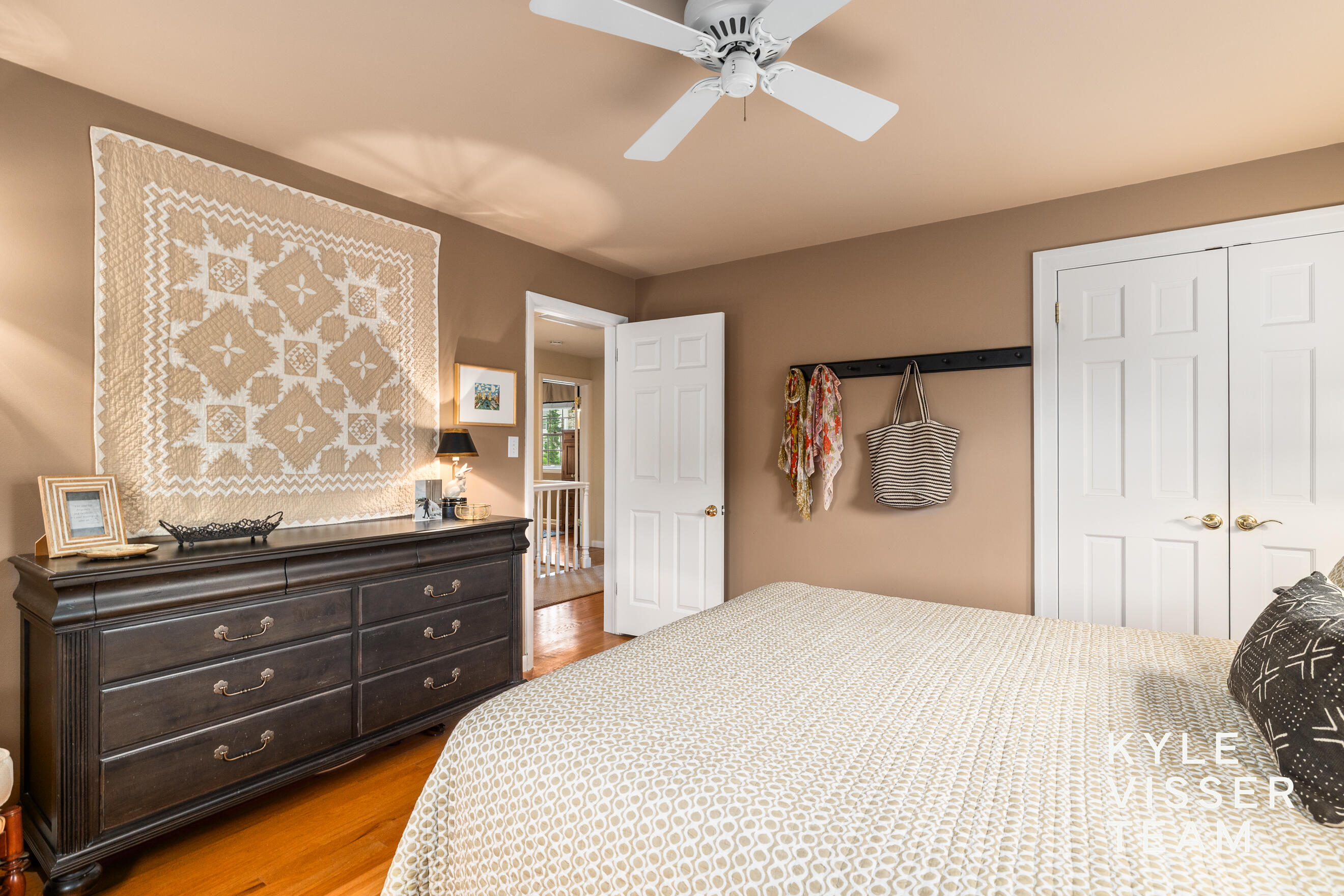 2547 Maplewood Drive SE East Grand Rapids MI 49506