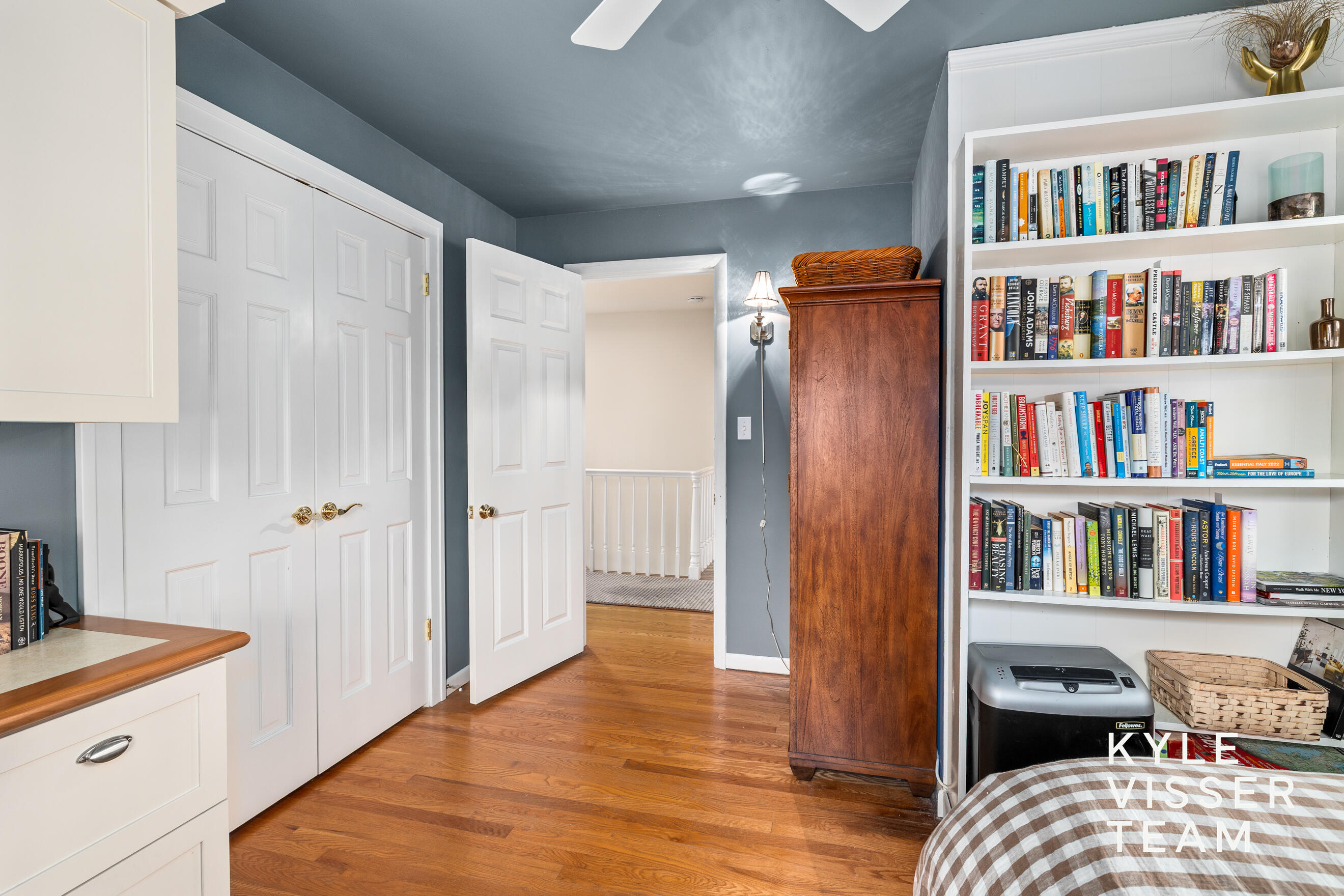 2547 Maplewood Drive SE East Grand Rapids MI 49506
