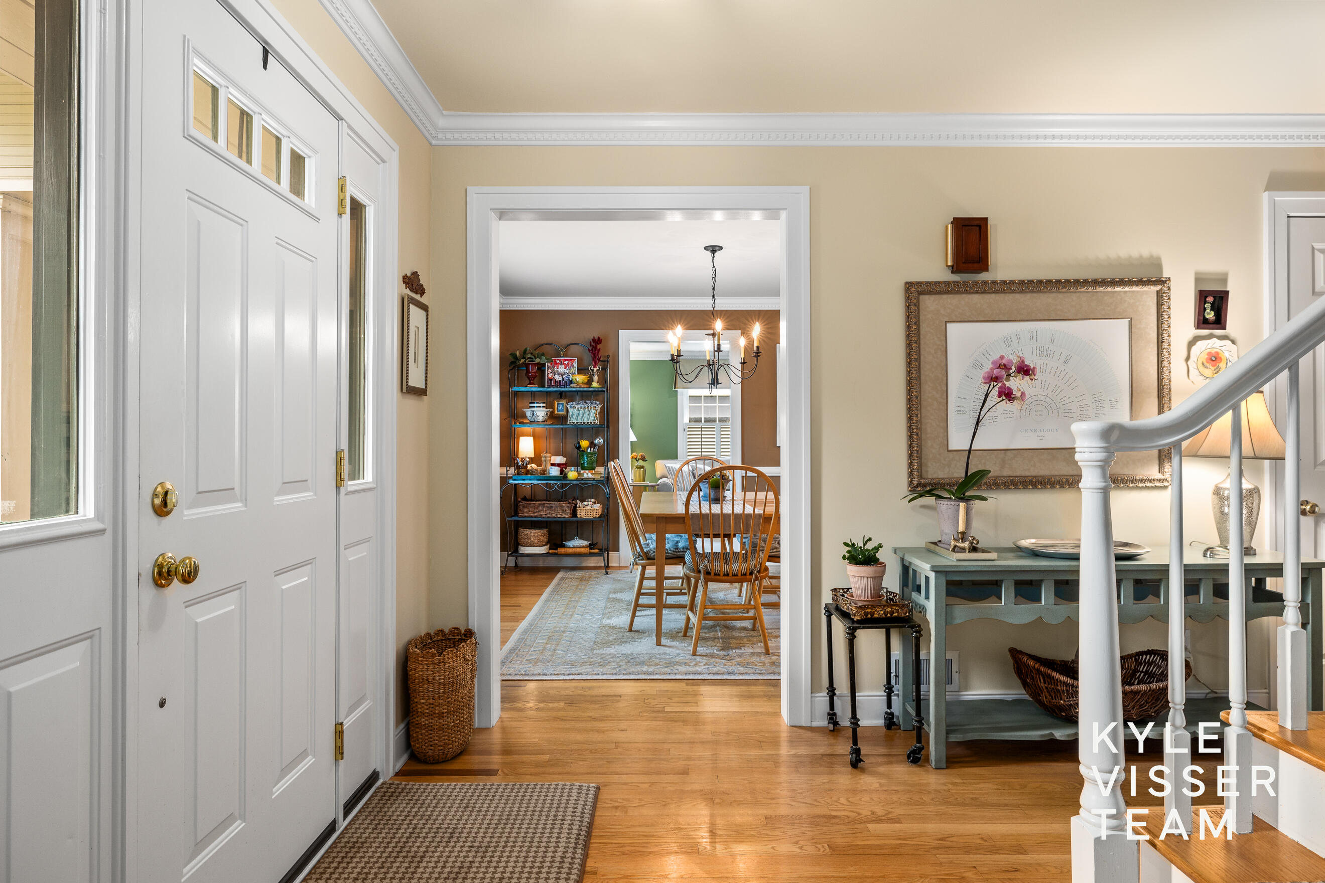 2547 Maplewood Drive SE East Grand Rapids MI 49506