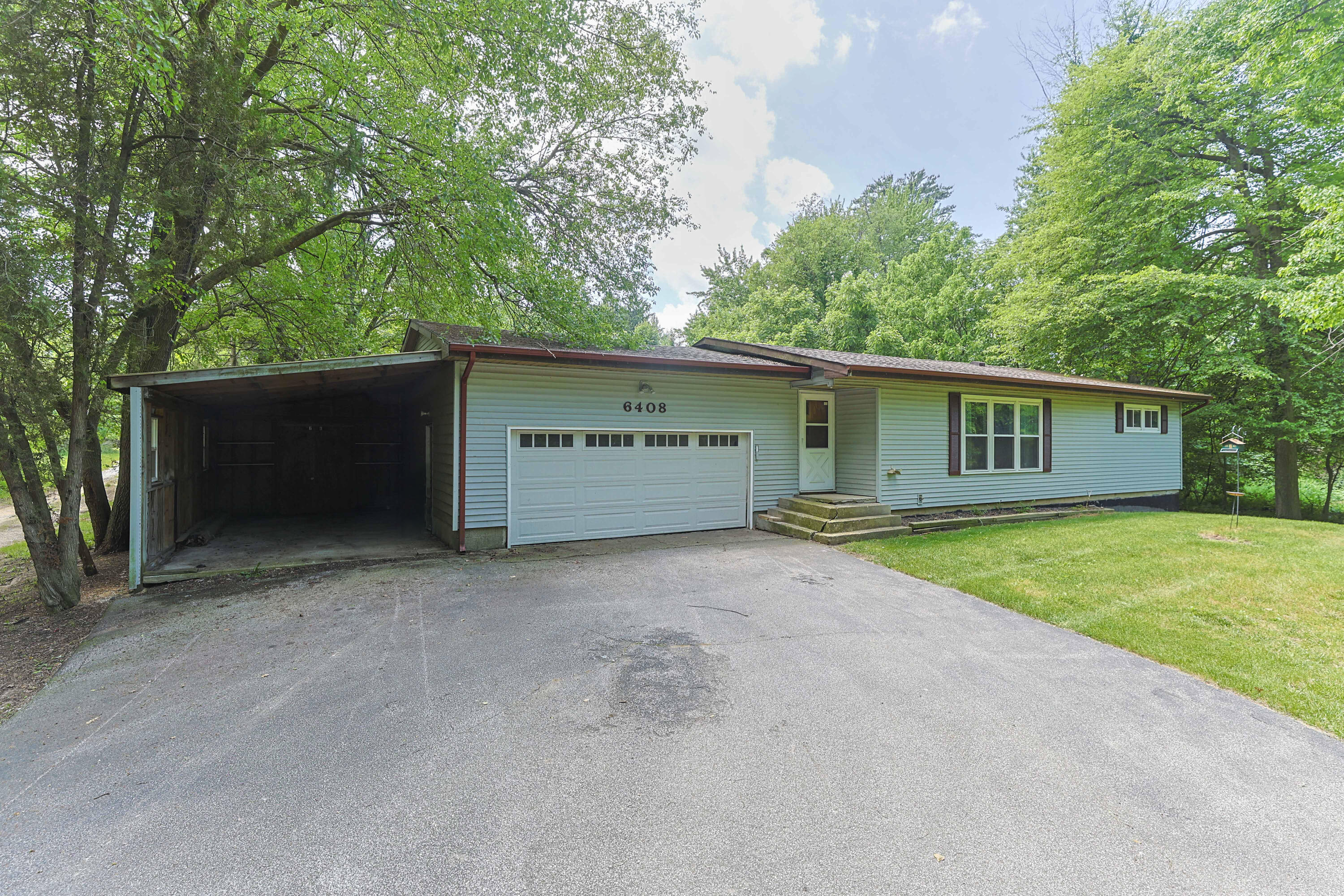 6408 Spaulding Avenue Sawyer MI 49125