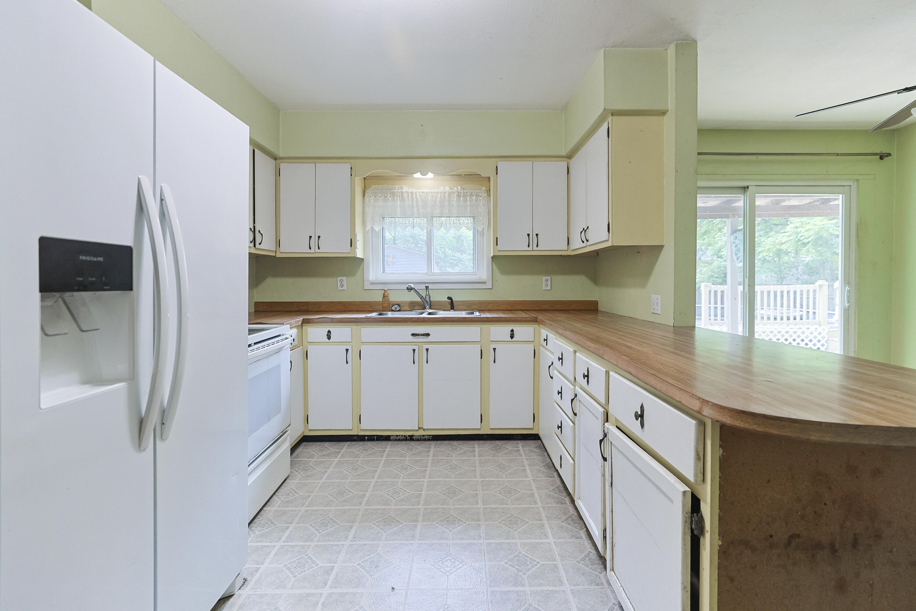 6408 Spaulding Avenue Sawyer MI 49125
