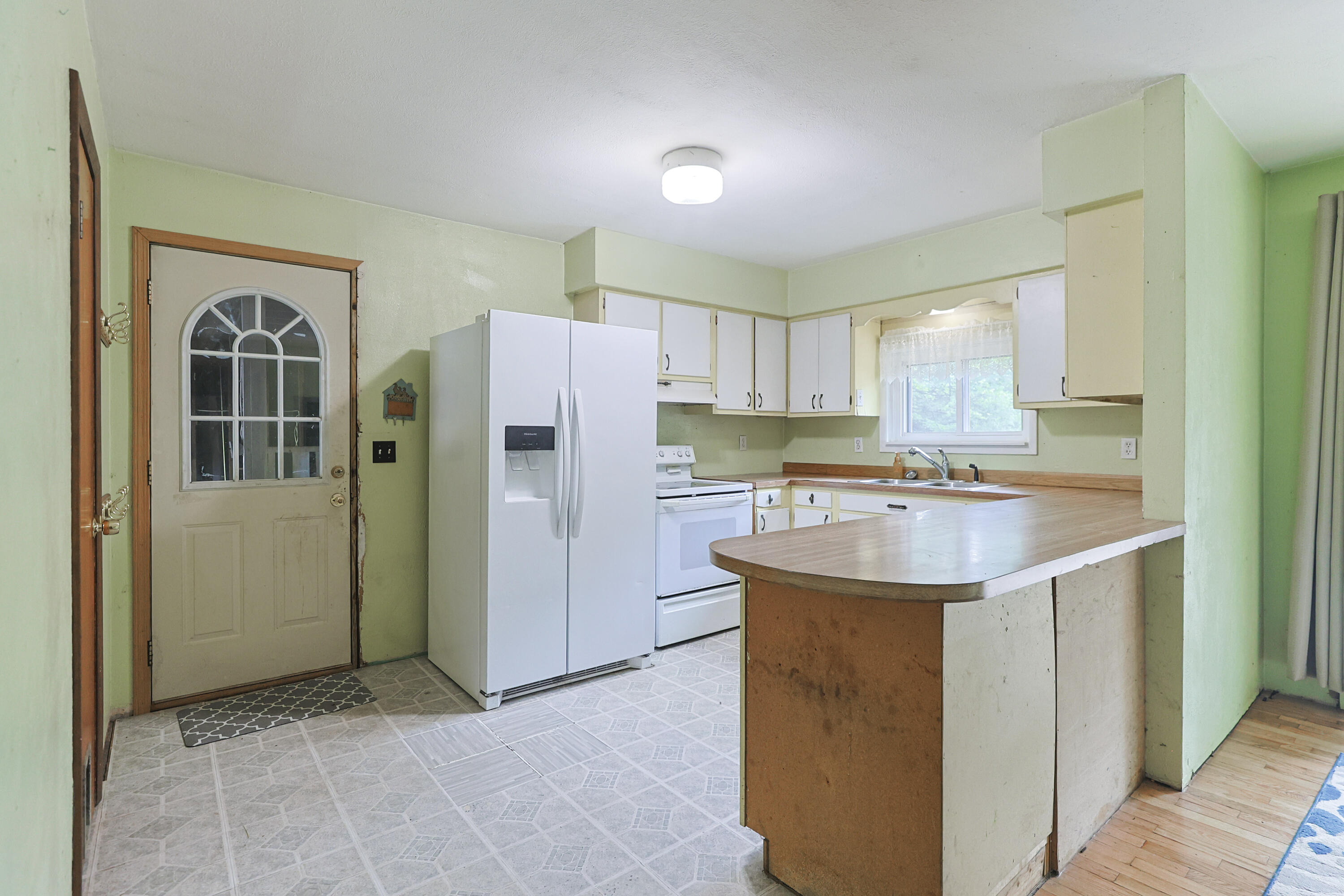 6408 Spaulding Avenue Sawyer MI 49125