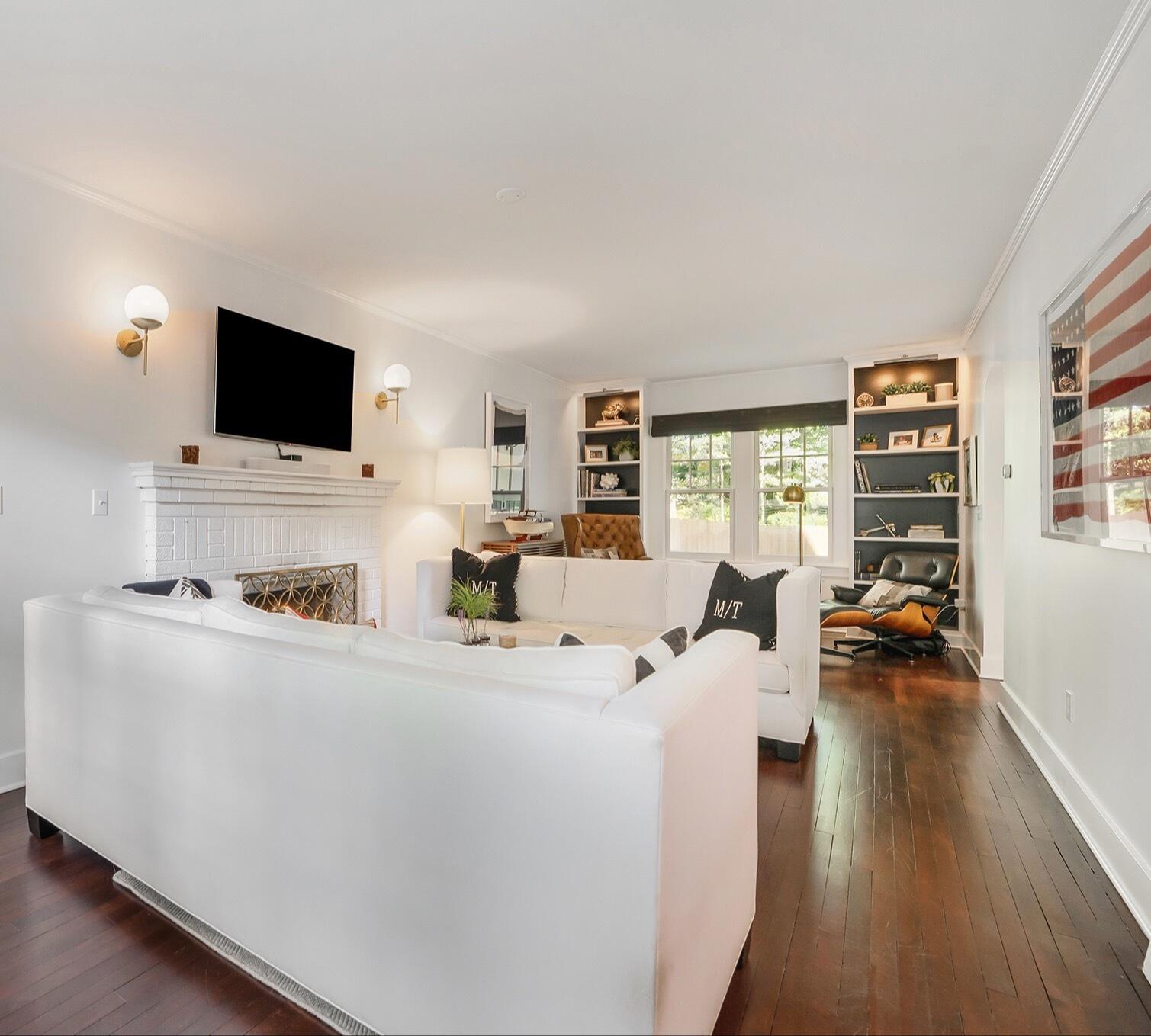 336 Hoffman Street Saugatuck MI 49453
