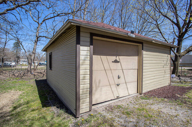 1717 Lay Boulevard Kalamazoo MI 49001