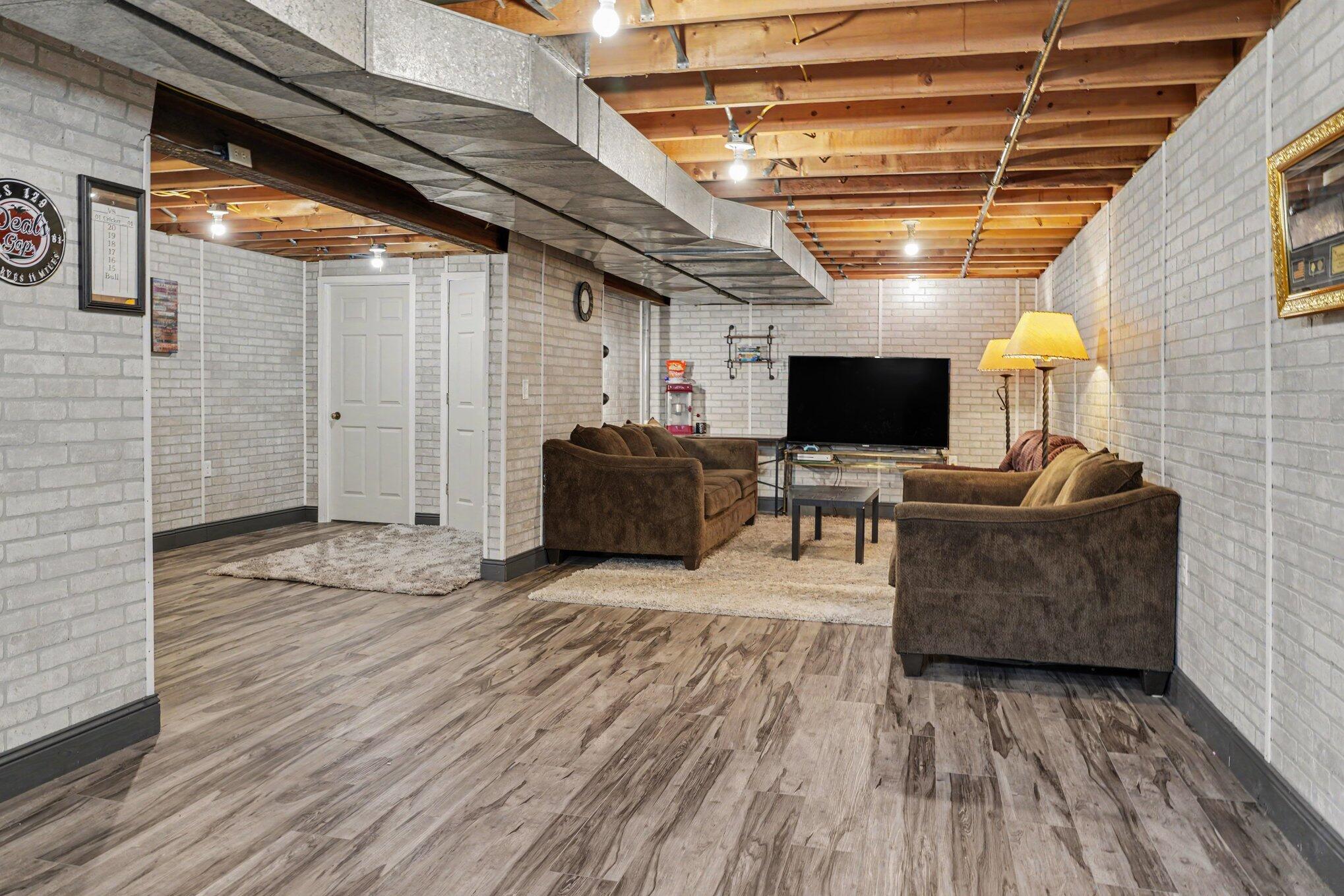 10211 Almena Drive Kalamazoo MI 49009