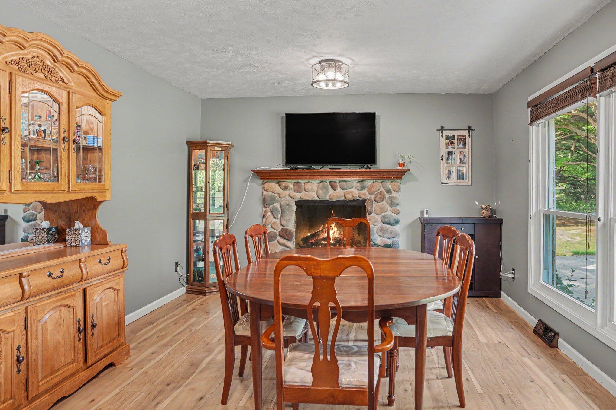 10211 Almena Drive Kalamazoo MI 49009