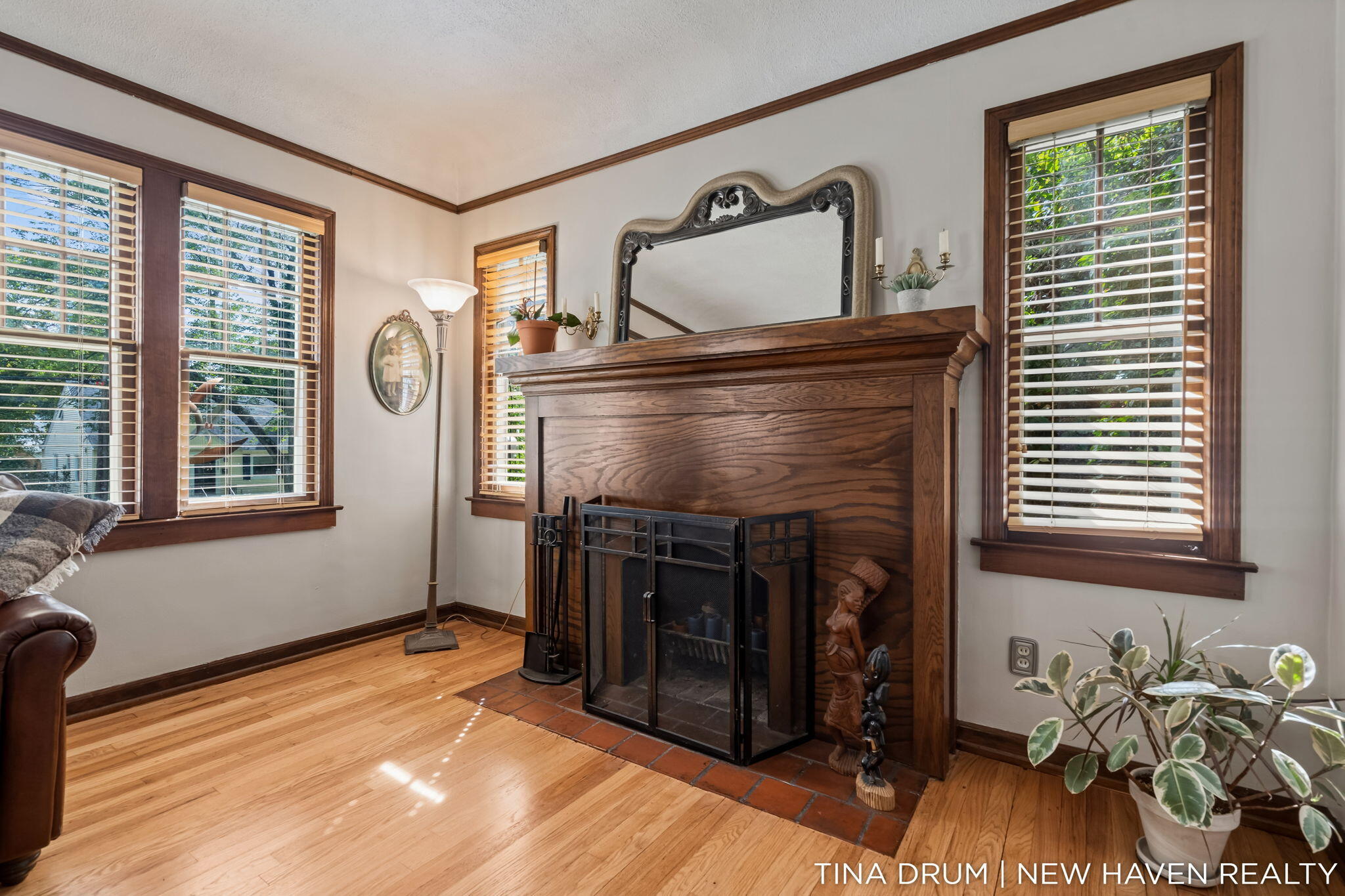 1227 SE Colorado Avenue SE Grand Rapids MI 49506