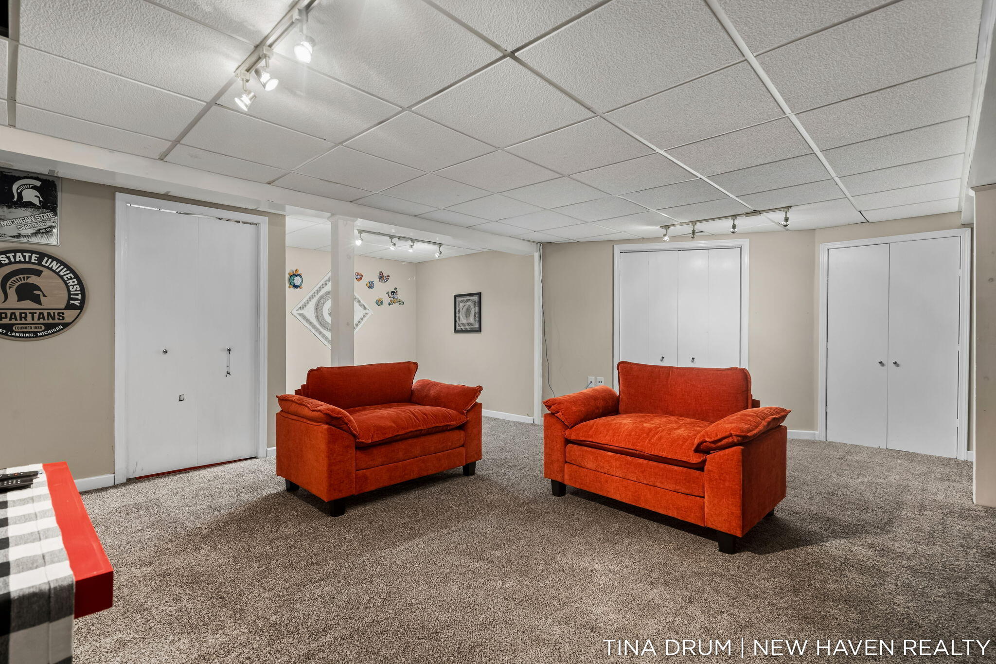1227 SE Colorado Avenue SE Grand Rapids MI 49506
