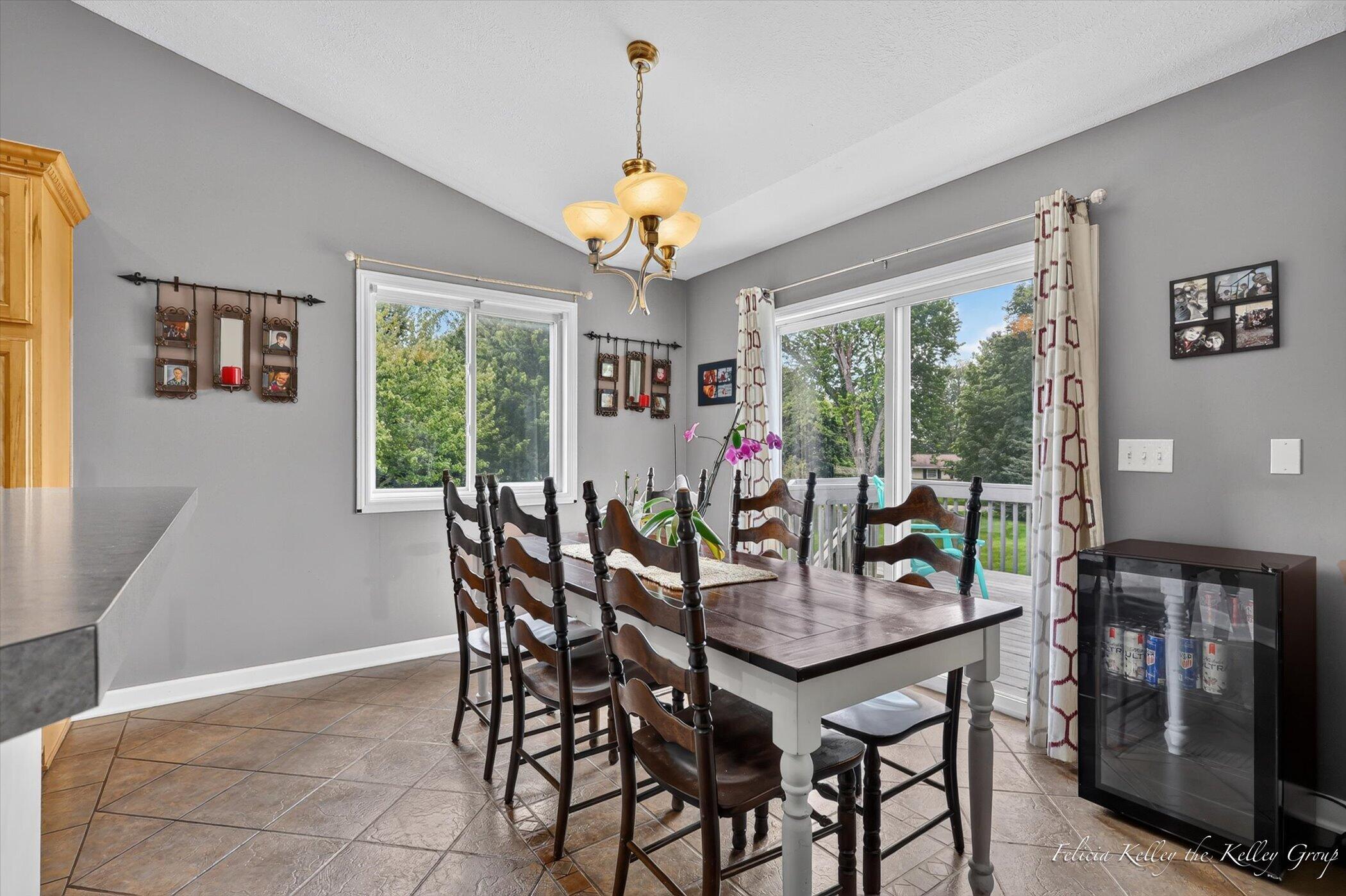 2033 Orchard Ridge Drive NW Grand Rapids MI 49534