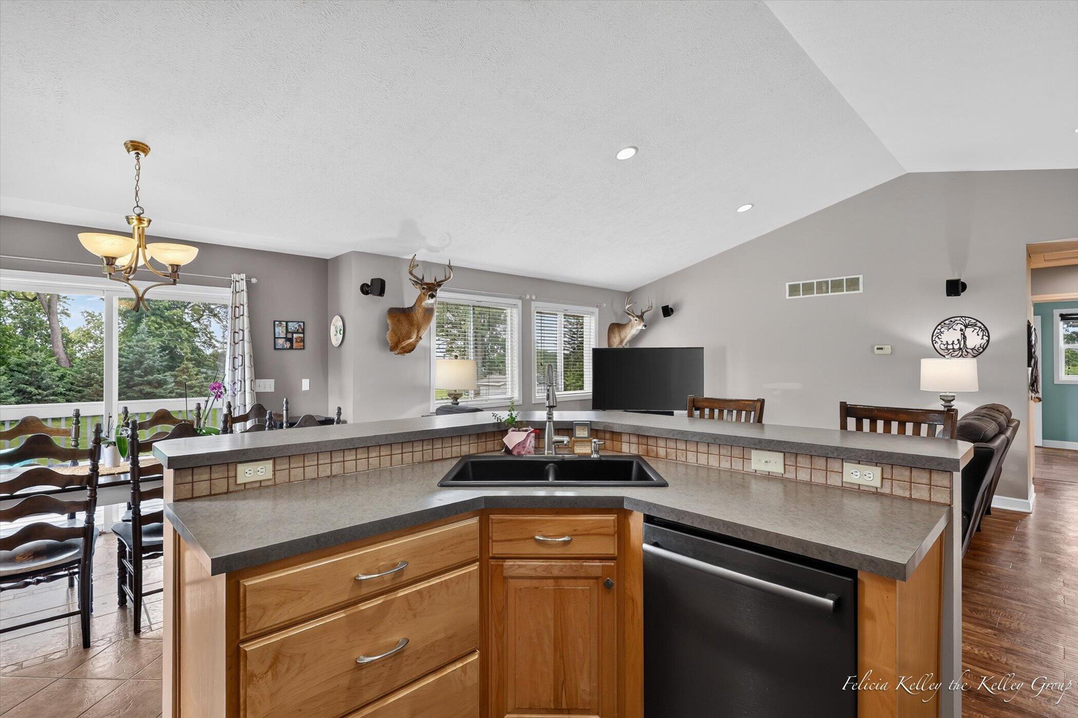2033 Orchard Ridge Drive NW Grand Rapids MI 49534